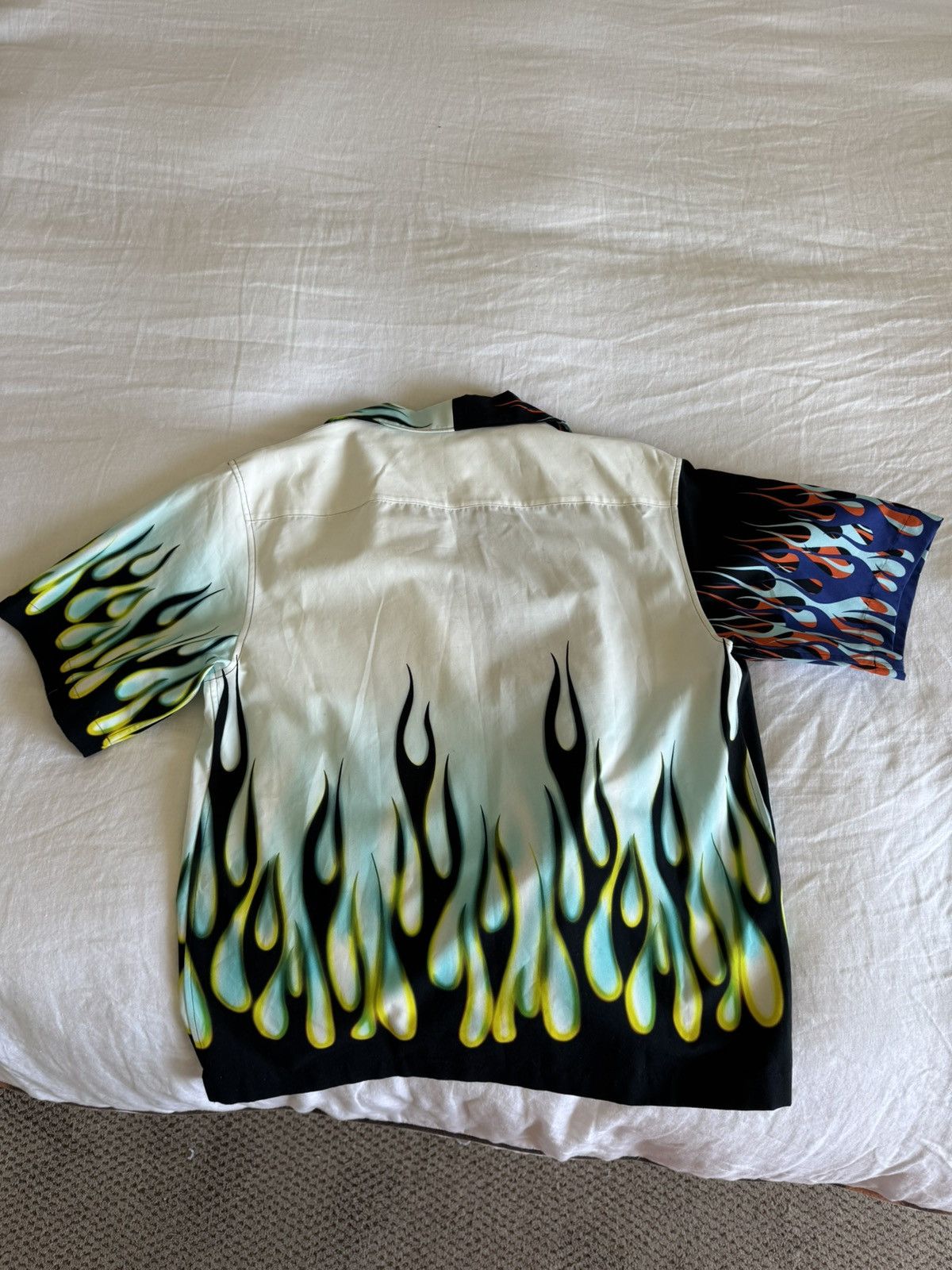 Prada PRADA DOUBLE MATCH FLAME SHORT SLEEVE BUTTON UP SHIRT Size US M / EU 48-50 / 2 - 9 Thumbnail