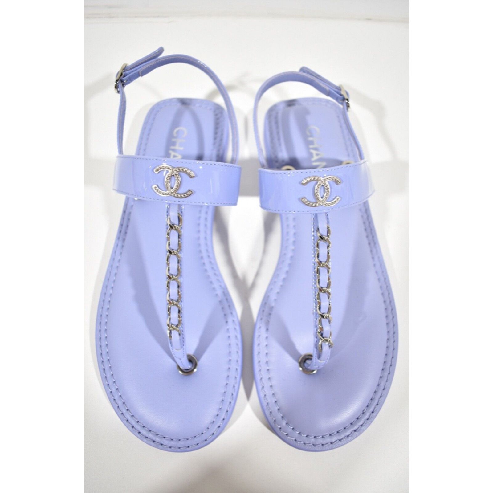 Chanel Chanel 22C Purple Patent Silver Chain CC Logo Mule Slide Size US 7 / IT 37 - 8 Thumbnail