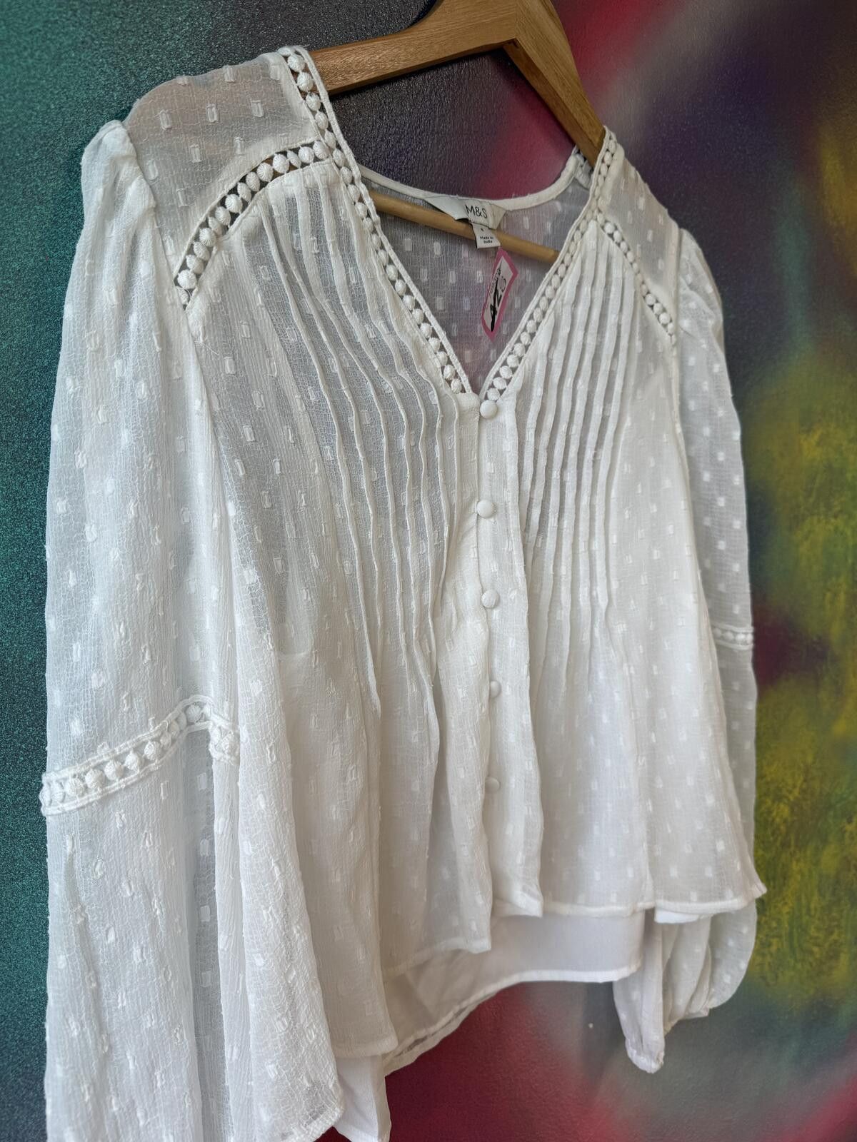 Other M&S white Swiss dot Pontic V- neck blouse Size S / US 4 / IT 40 - 3 Thumbnail