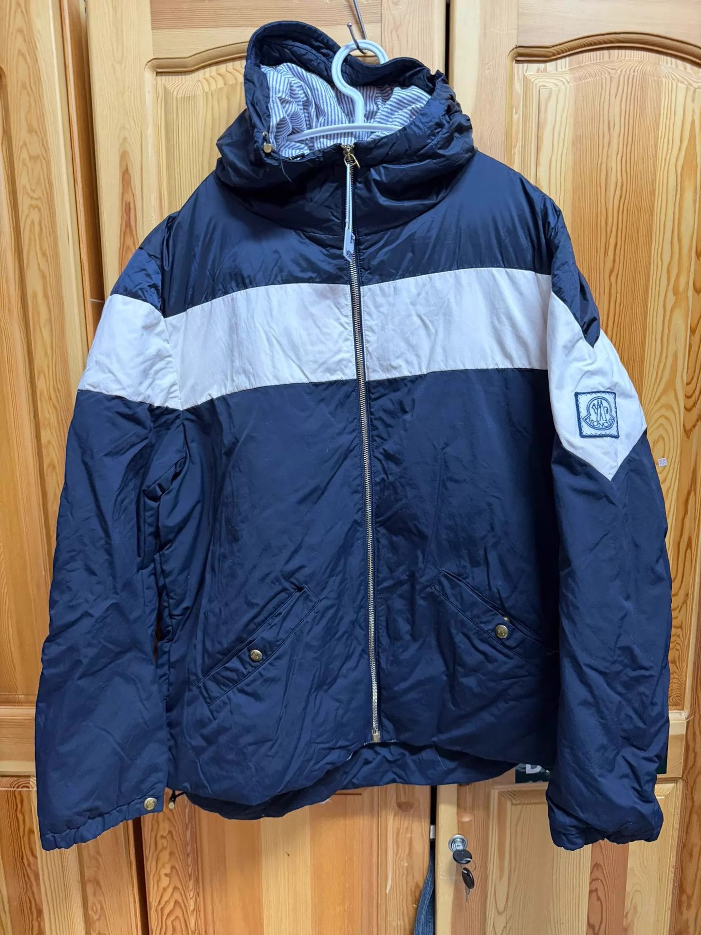 Moncler Moncler Puffer Jacket Size 4 Size US XL / EU 56 / 4 - 1 Thumbnail