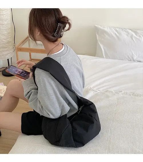 Japanese Brand Makihara x zai Y2k Bag Casual Nylon Crossbody Military Size ONE SIZE - 5 Thumbnail
