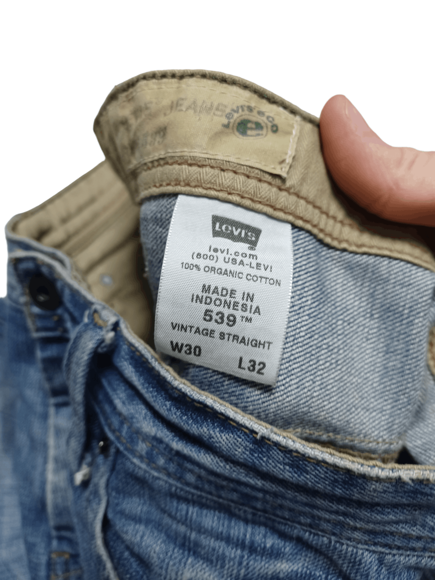 Levi's Vintage Clothing VINTAGE EARLY 00S LEVIS ECO W30 L32 DISTRESSED JEANS DENIM Size US 30 / EU 46 - 9 Thumbnail