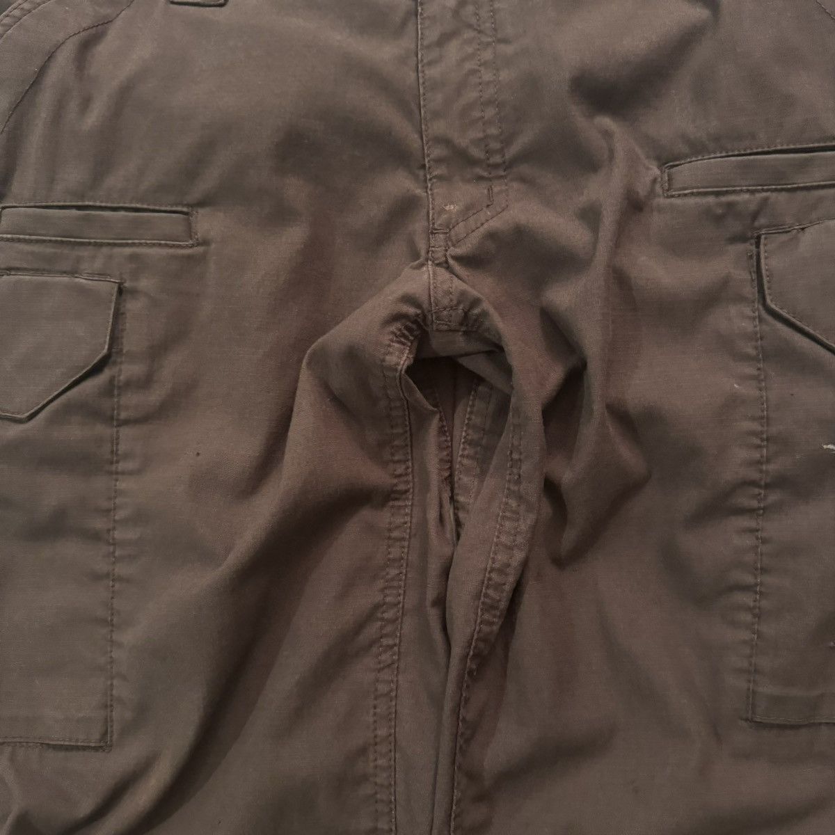 Carhartt × First MFG Co. × JNCO Vintage Y2K Earth Tone Brown Baggy Double Knee Cargo Pants Size US 36 / EU 52 - 9 Thumbnail