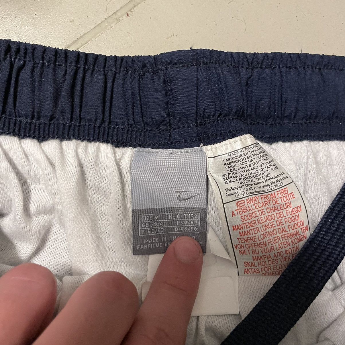 Nike × Vintage Nike Vintage Neylon Pants Baloon Streetwear Size US 32 / EU 48 - 5 Thumbnail