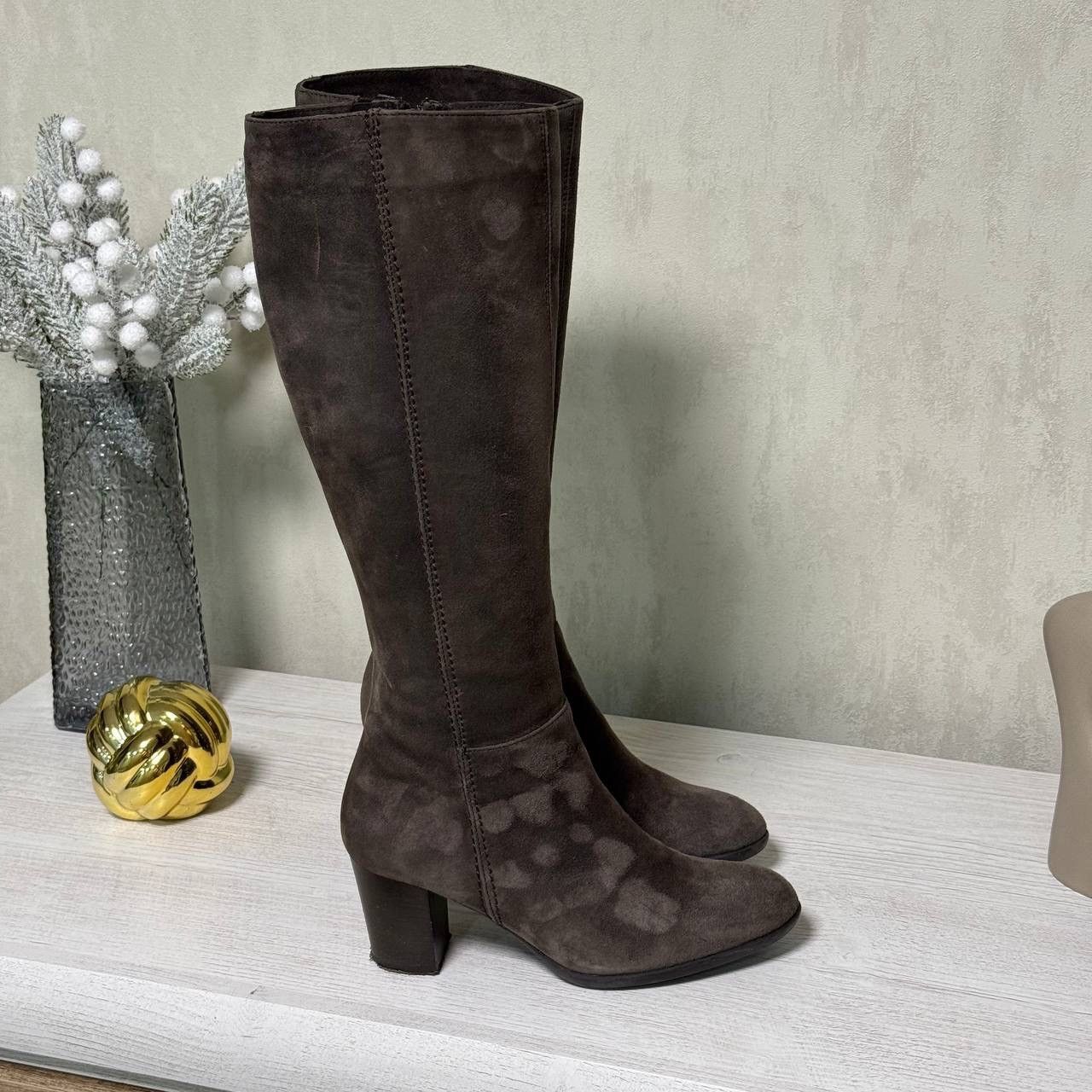 20471120 Lamica brown suede boots, size 36, 6 cm heel Size US 6 / IT 36 - 2 Thumbnail