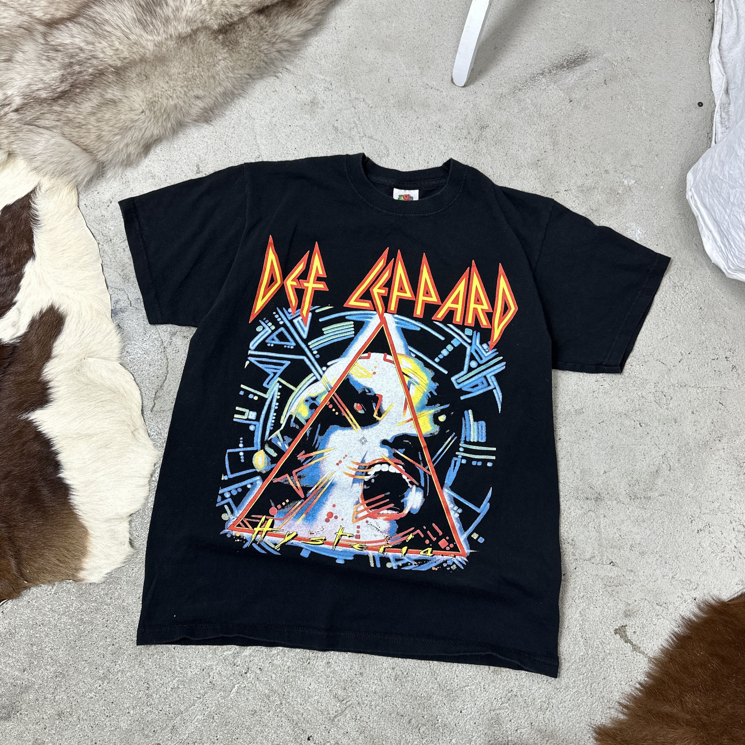 Other Vintage Oversize Hard Rock Bandtee Def Leppard T-shirt Y2K Size US M / EU 48-50 / 2 - 1 Thumbnail