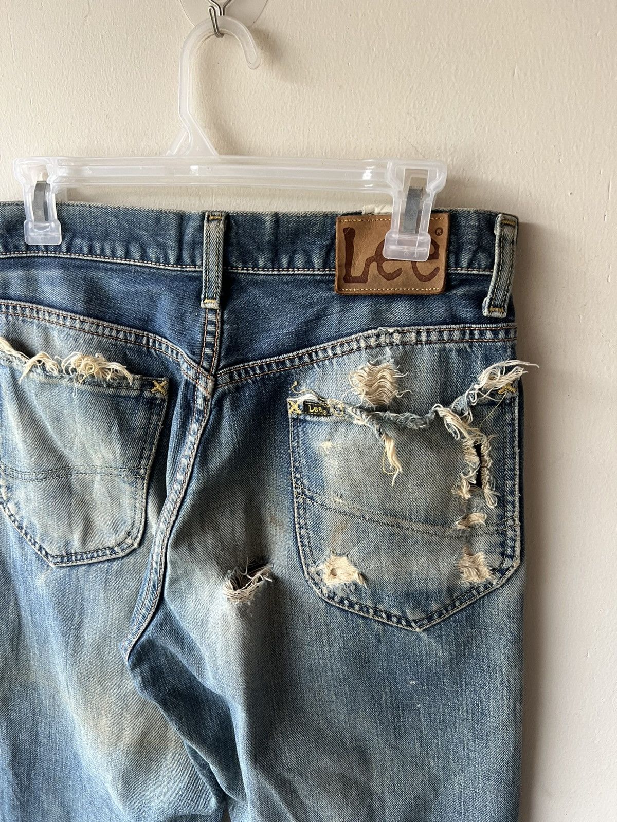 Lee Trashed Vintage Lee Ripped Dirty Mud Denim Selvedge Jeans Size US 30 / EU 46 - 22 Thumbnail