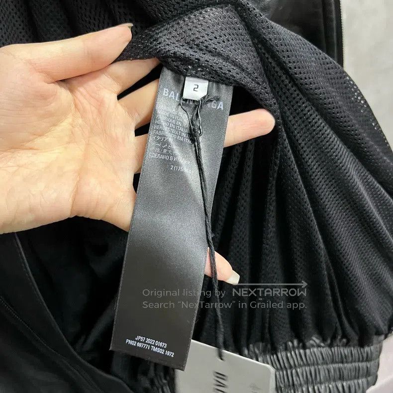 Balenciaga Balenciaga Color matching letter Logo printed hooded leath Size US M / EU 48-50 / 2 - 3 Thumbnail