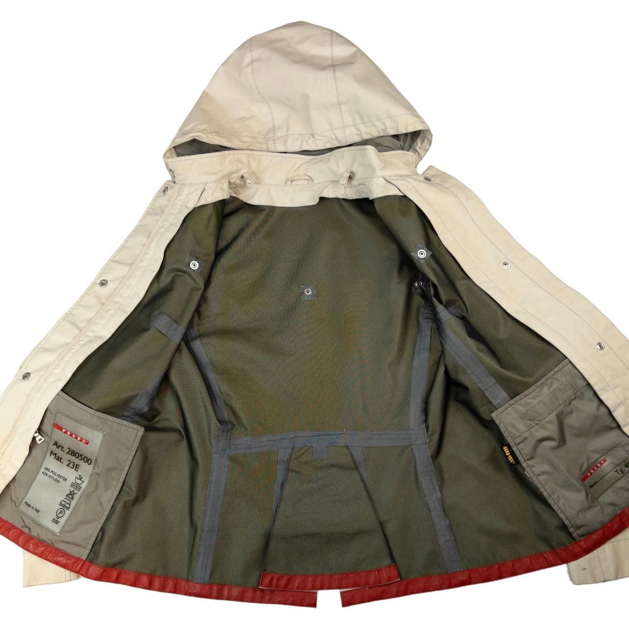 Prada Vintage Prada Sport Goretex Raincoat Women's Size M Size M / US 6-8 / IT 42-44 - 5 Thumbnail