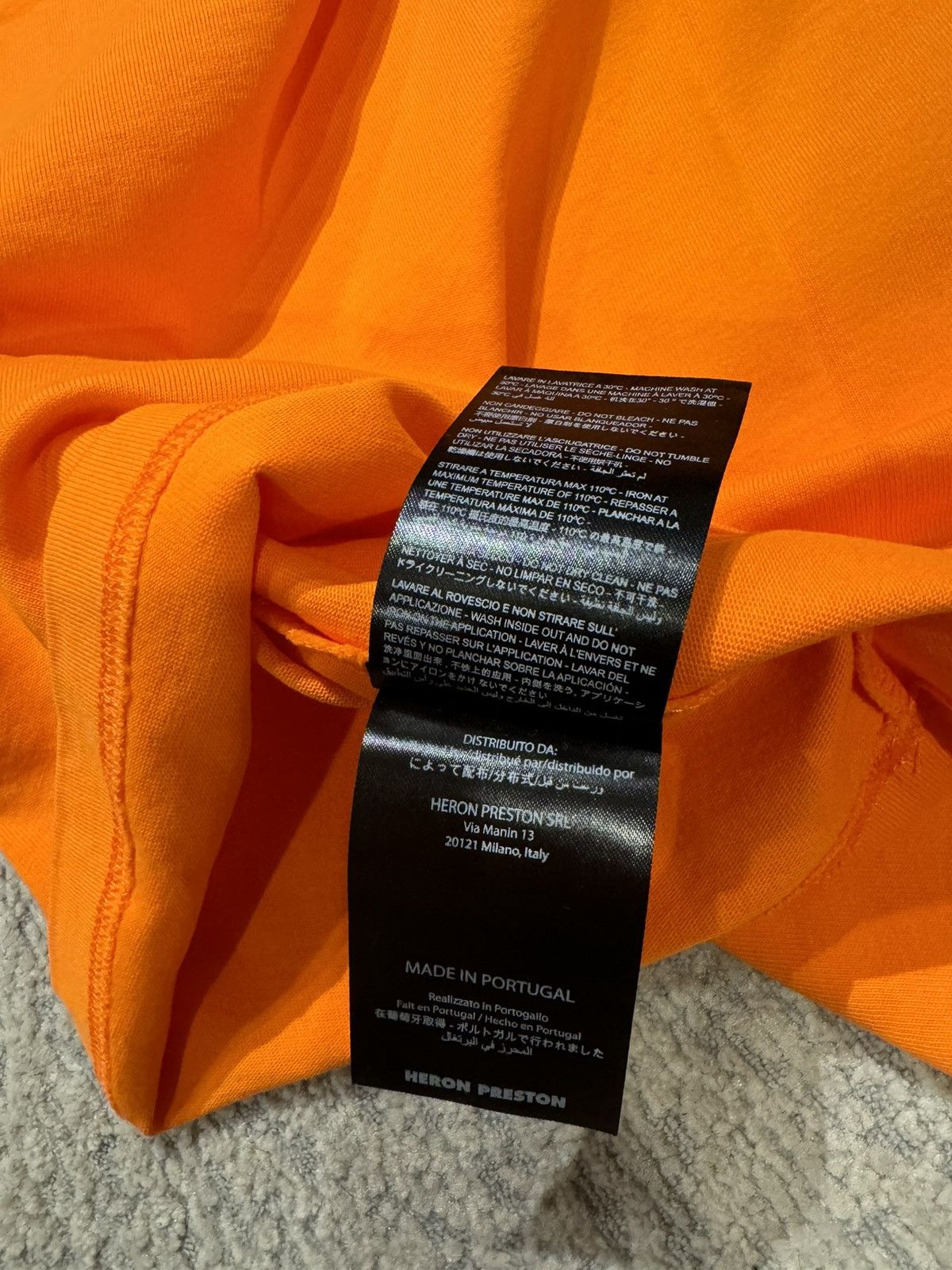 Heron Preston Heron Preston community service tee size M Size US M / EU 48-50 / 2 - 7 Thumbnail