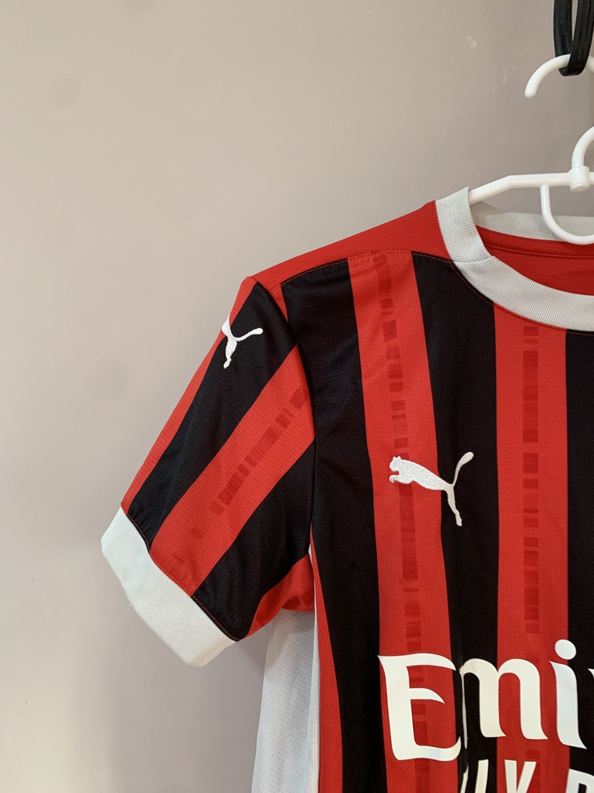 Puma AC Milan Home Football Shirt Puma Soccer Jersey Size XXS Size US XXS / EU 40 - 3 Thumbnail