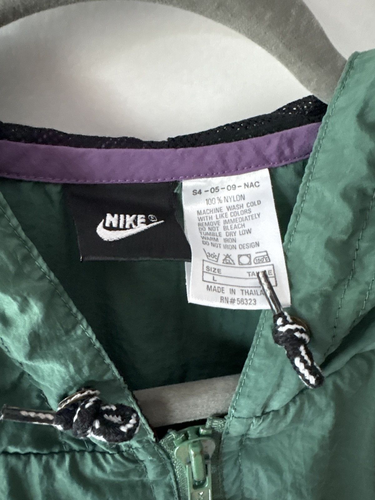 Nike Vintage Nike Track Jacket Size US L / EU 52-54 / 3 - 3 Thumbnail