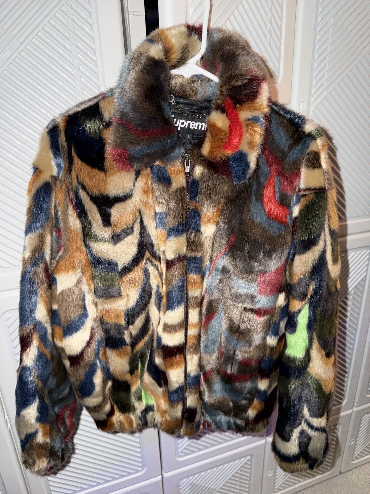 Supreme Supreme faux fur bomber jacket Size US S / EU 44-46 / 1 - 1 Thumbnail