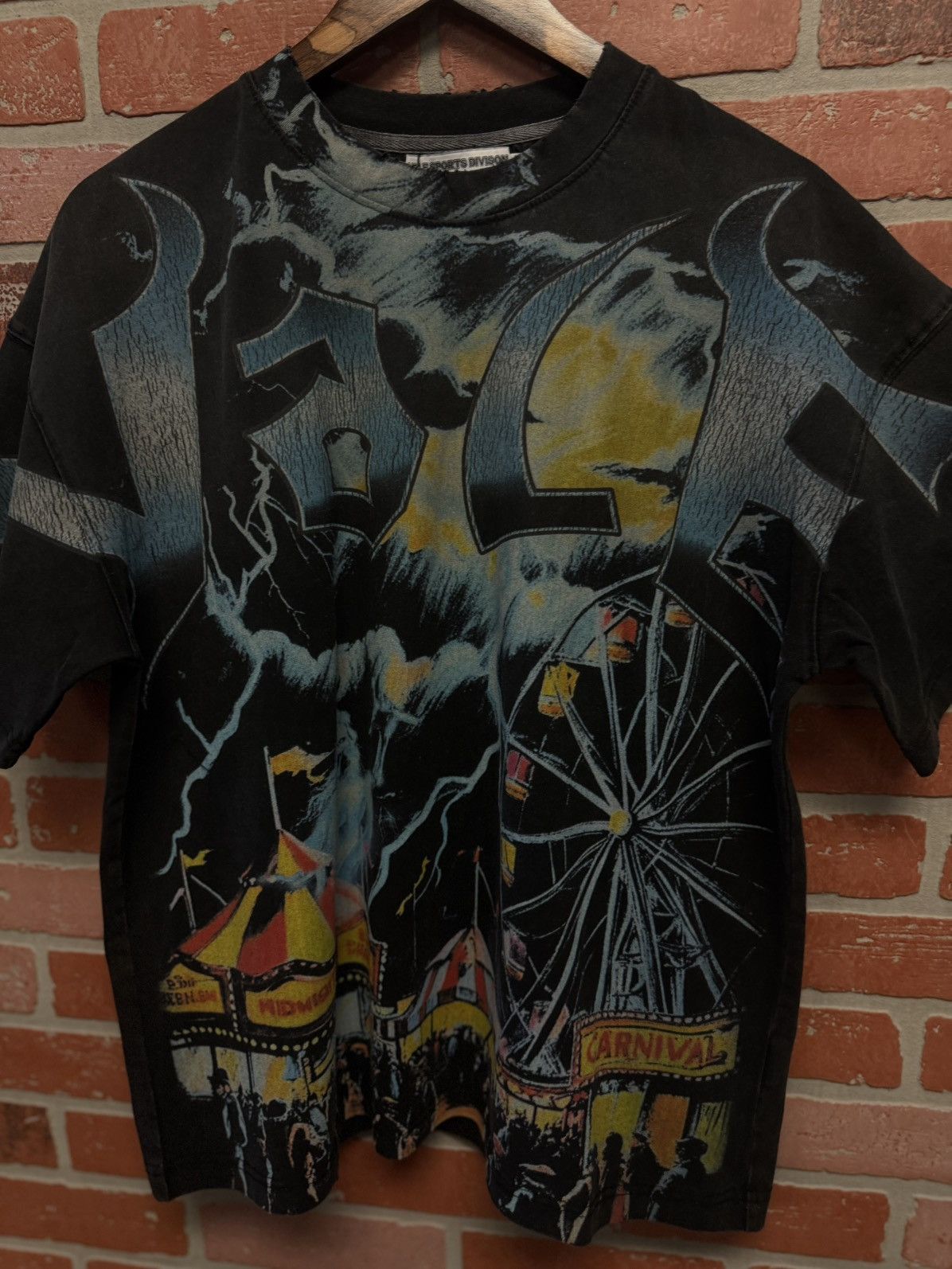 Vale Vale Valley Carnival Tee Shirt Size Medium (NEW) Size US M / EU 48-50 / 2 - 4 Thumbnail
