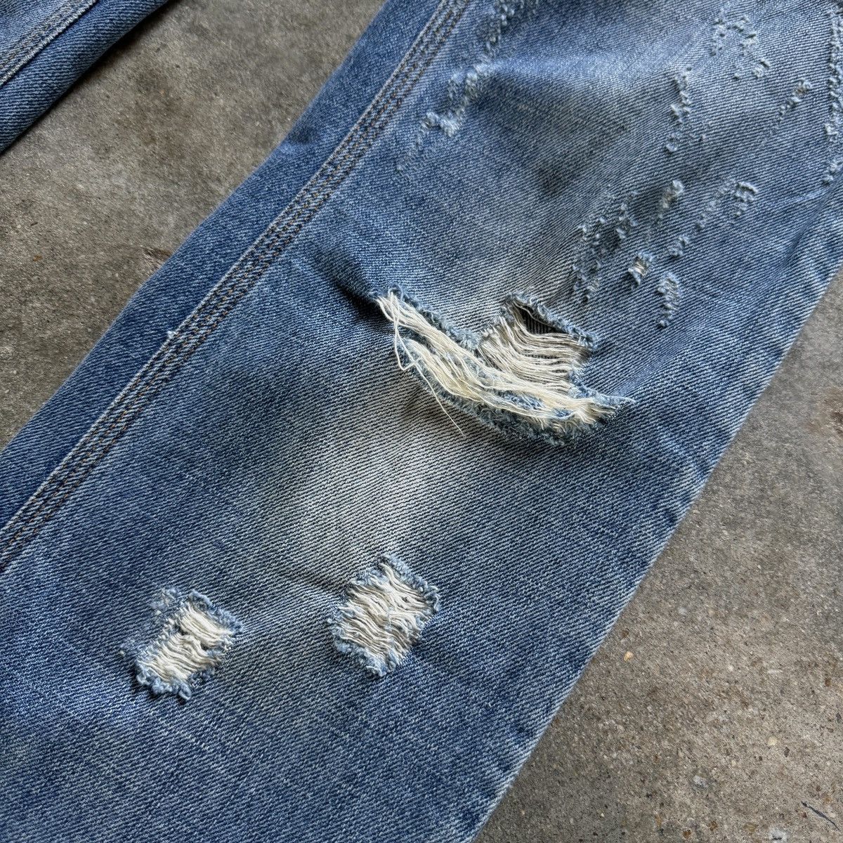Dolce & Gabbana Dolce & Gabbana Vintage Distressed Crash Denim Size US 34 / EU 50 - 4 Thumbnail