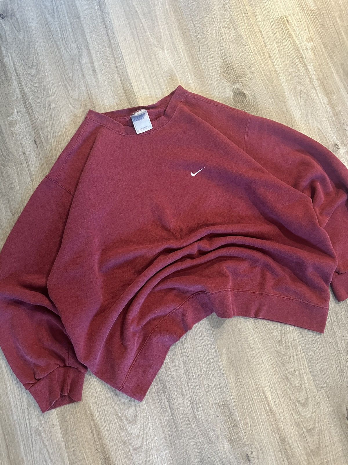 Nike Vintage Nike Red Crewneck Sweatshirt Size US XL / EU 56 / 4 - 2 Thumbnail