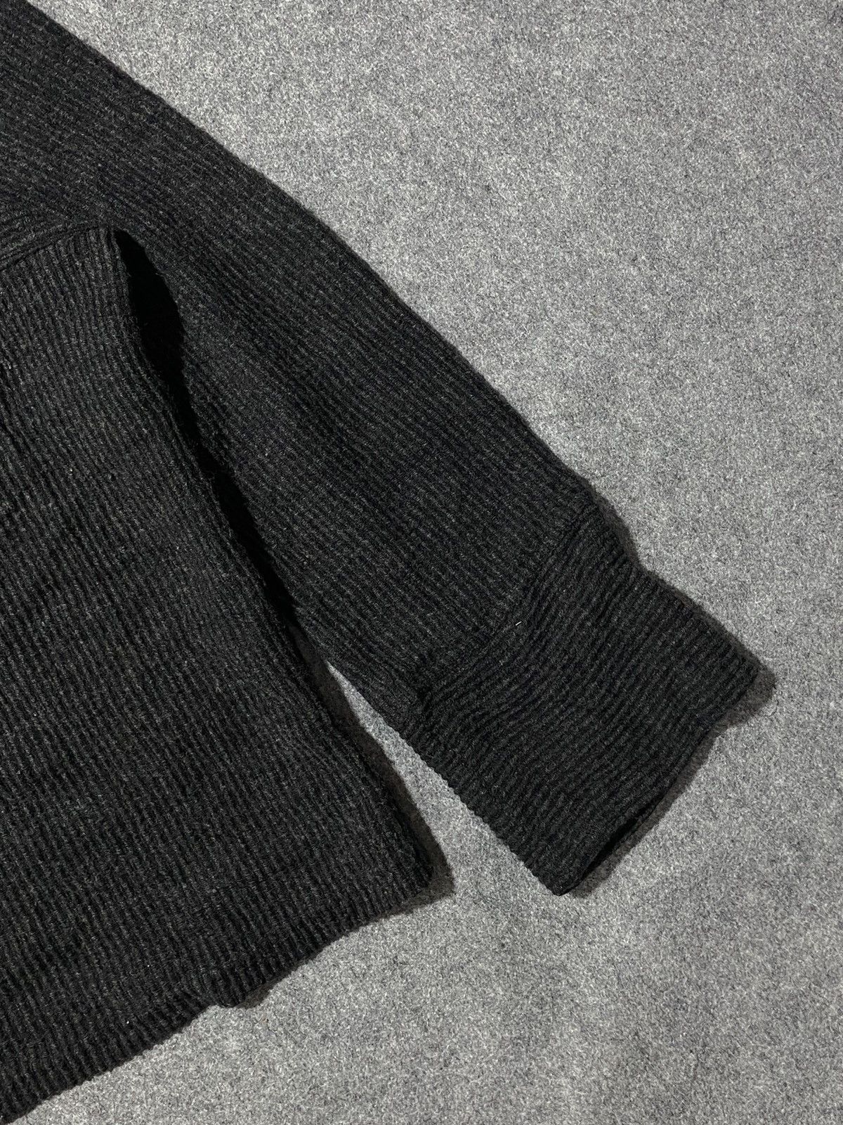Vintage Fendi big logo turtleneck sweater made in Italy