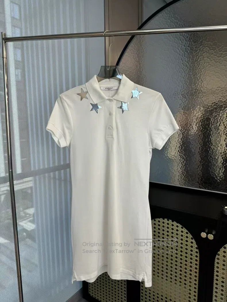 Givenchy Givenchy Size40 White Five-pointed Star Polo Dress Size US M / EU 48-50 / 2 - 1 Thumbnail