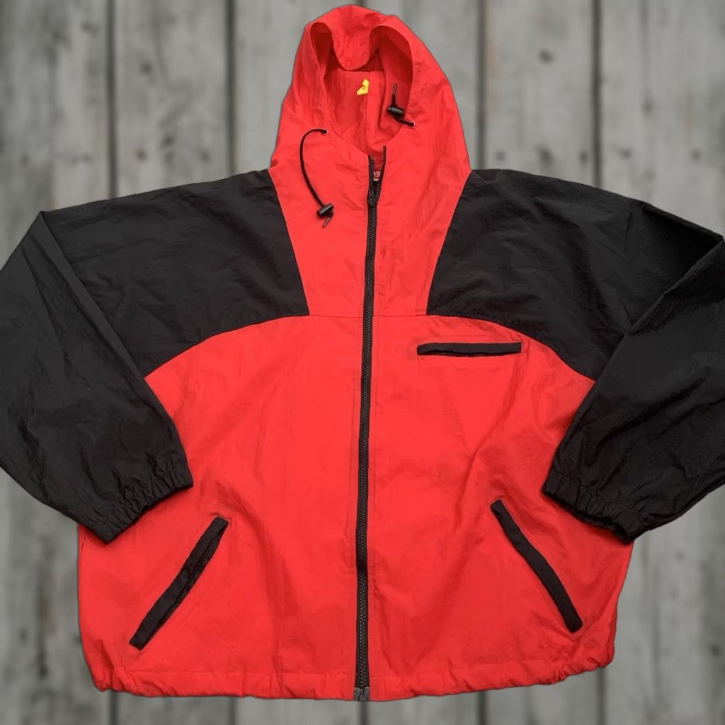 Marlboro Marlboro Adventure Team Windbreaker Jacket Mens XL Red Black Hooded Full Zip Lightweight Nylon Colorblock 90s Outdoor Classic Pockets Weatherproof? Size US XL / EU 56 / 4 - 1 Thumbnail