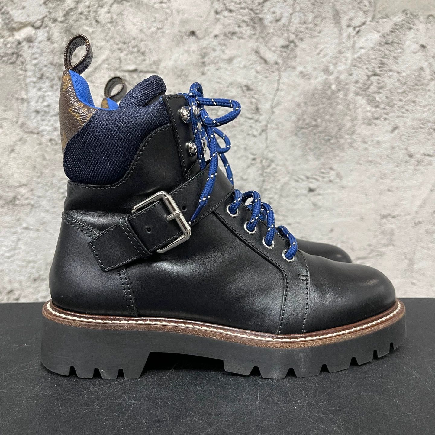 Louis Vuitton LV 37.5 pre-owned leather boots Size US 6.5 / IT 36.5 - 1 Thumbnail