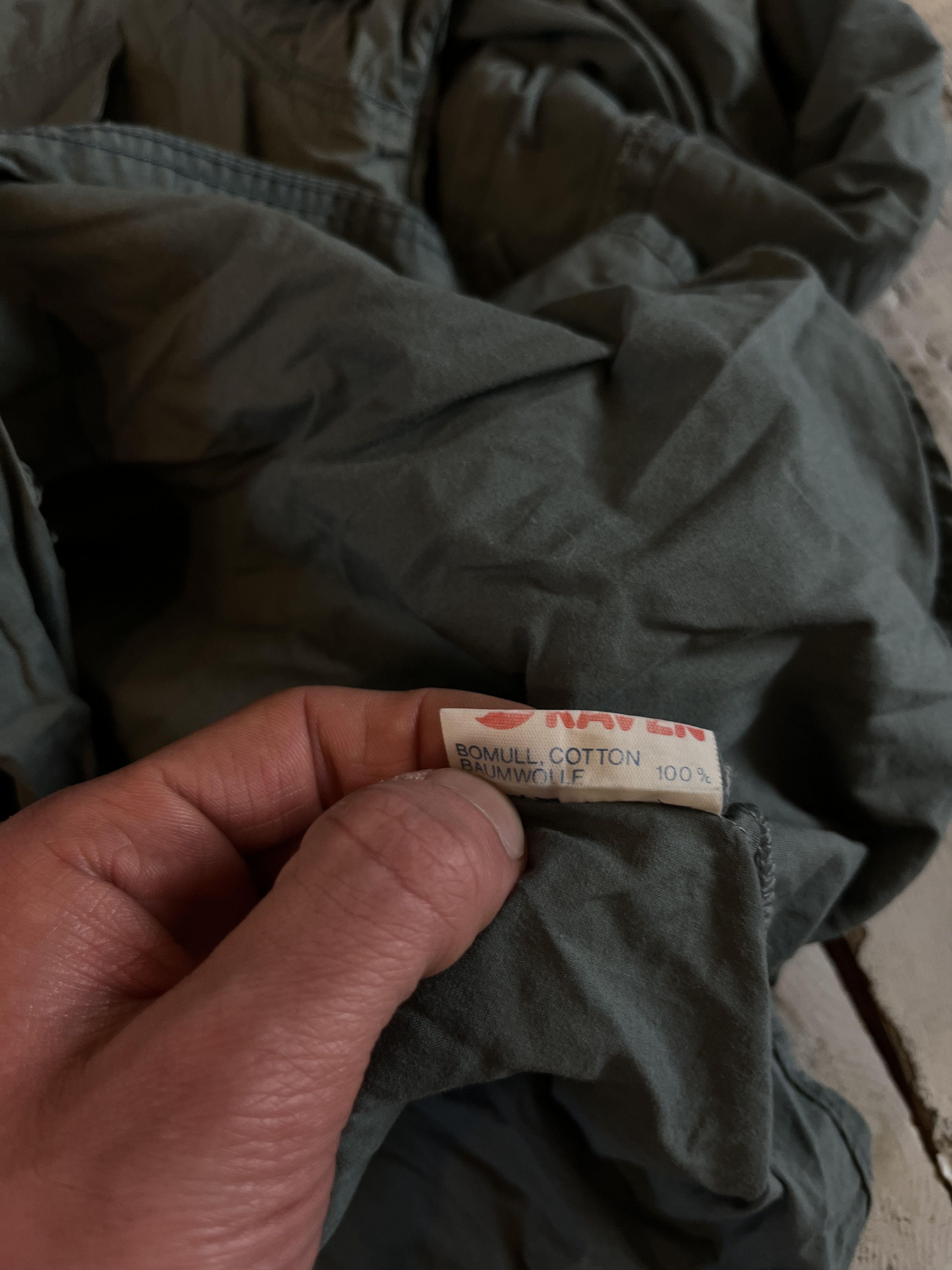 Fjallraven × Vintage Vintage 90s Fjallraven Khaki Embroidered Logo Shirt Size US L / EU 52-54 / 3 - 11 Thumbnail
