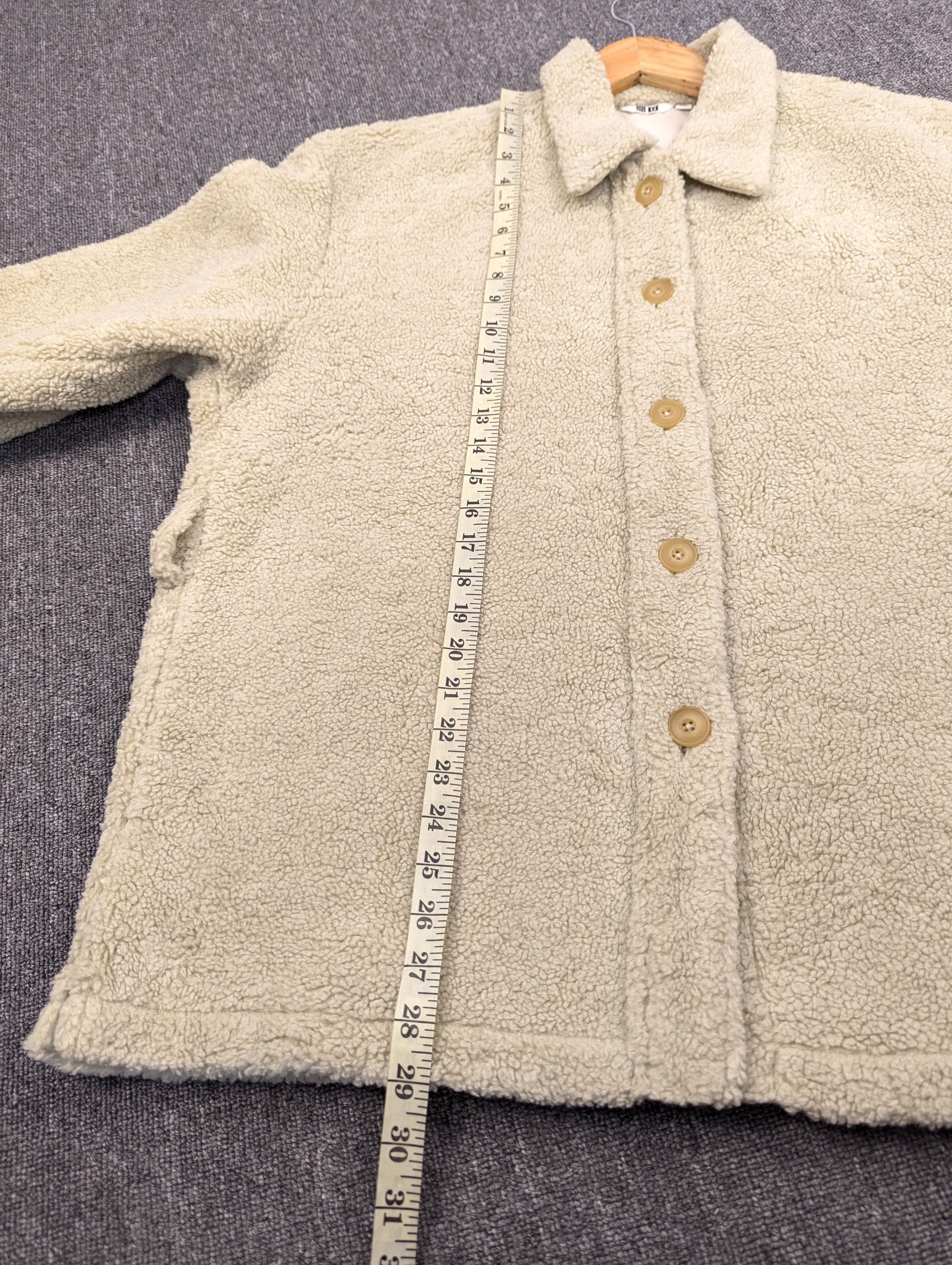 Christophe Lemaire Uniqlo X Christophe Lemaire Sherpa Button Ups Jacket Size US XL / EU 56 / 4 - 15 Thumbnail
