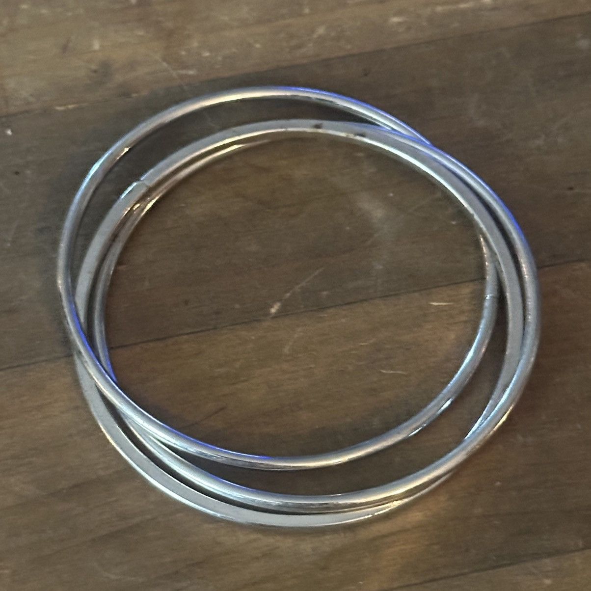 Other Silver tone intertwined bangle bracelet Size ONE SIZE - 4 Thumbnail