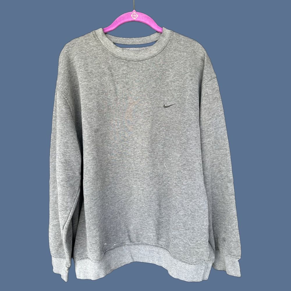 Nike VINTAGE Nike Sweatshirt Crewneck XL Gray Swoosh Mini Embroidered Logo 90s Y2K Sportswear Men Size US XL / EU 56 / 4 - 1 Thumbnail