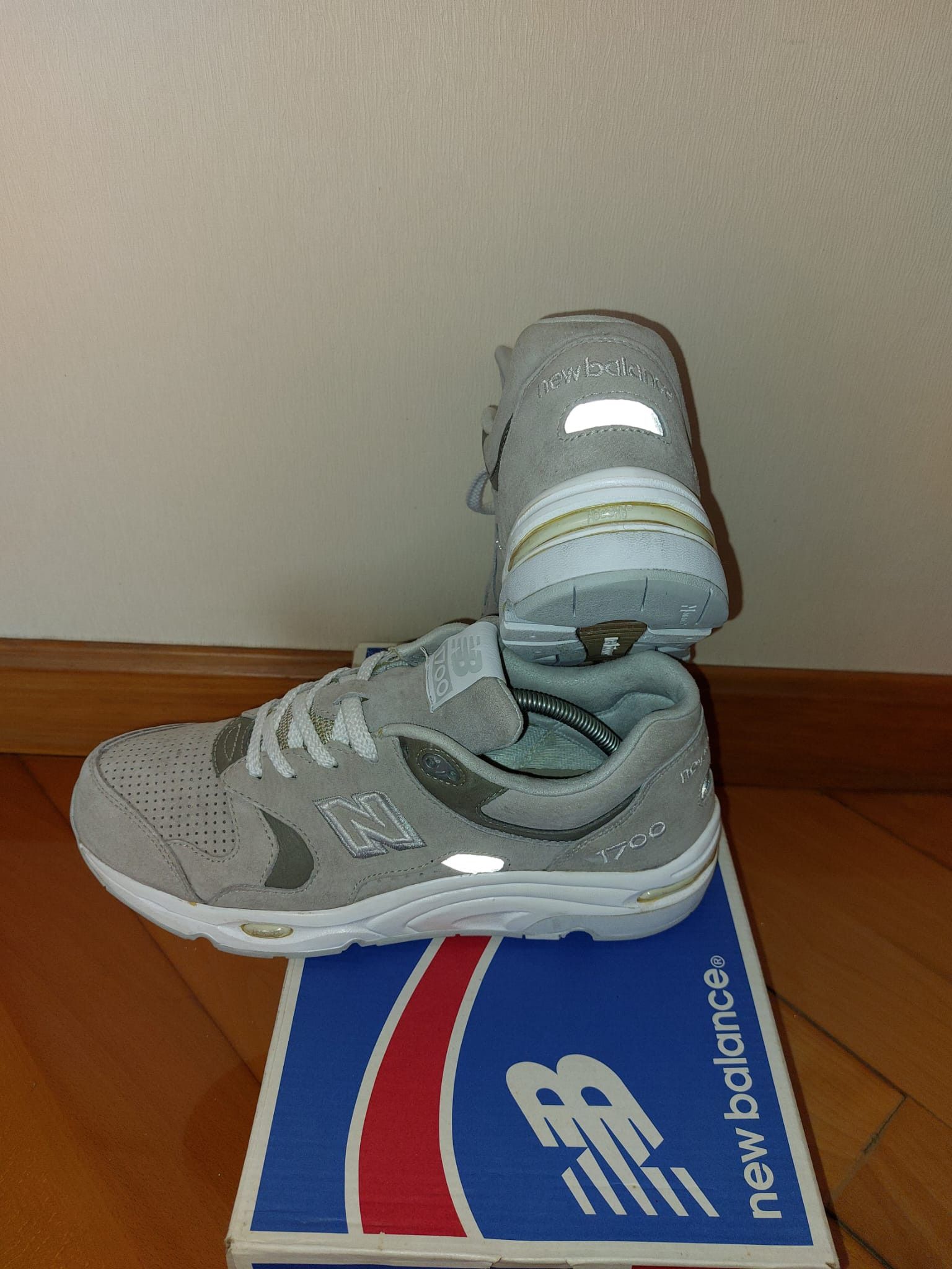 New Balance Resoled - New Balance CM1700GA Size US 10 / EU 43 - 11 Thumbnail