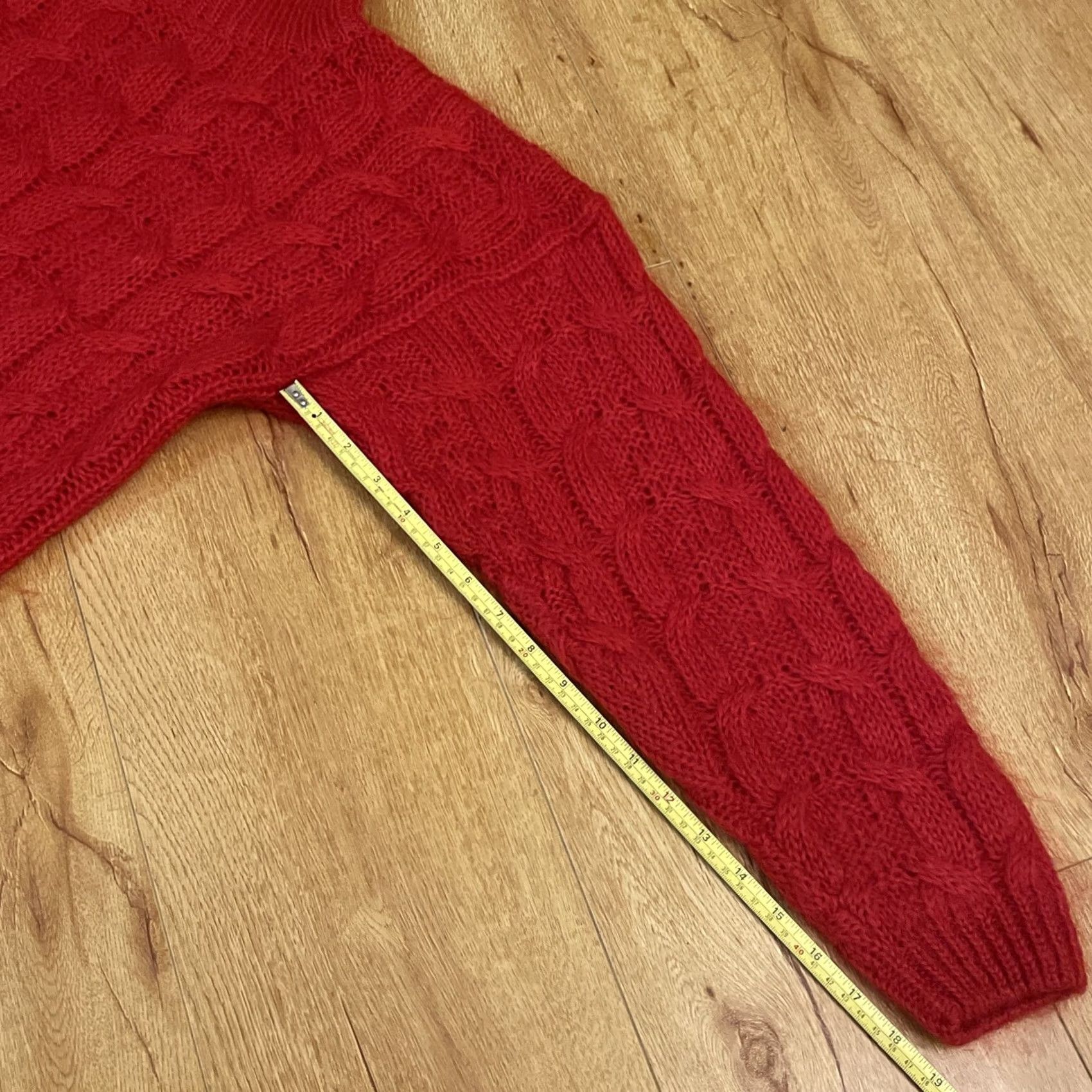 Vintage VINTAGE Tarazzia Sweater Womens Overize Small Mohair Wool Blend Valentines Pullover Mock Neck Long Sleeve Red Size S Knit Wool Blend Size S / US 4 / IT 40 - 6 Thumbnail