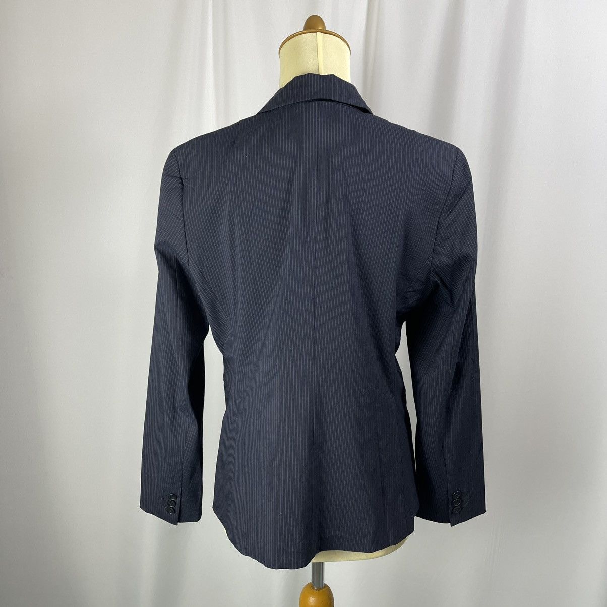 Uniqlo Uniqlo Pinstripe Blazer Size M / US 6-8 / IT 42-44 - 5 Thumbnail