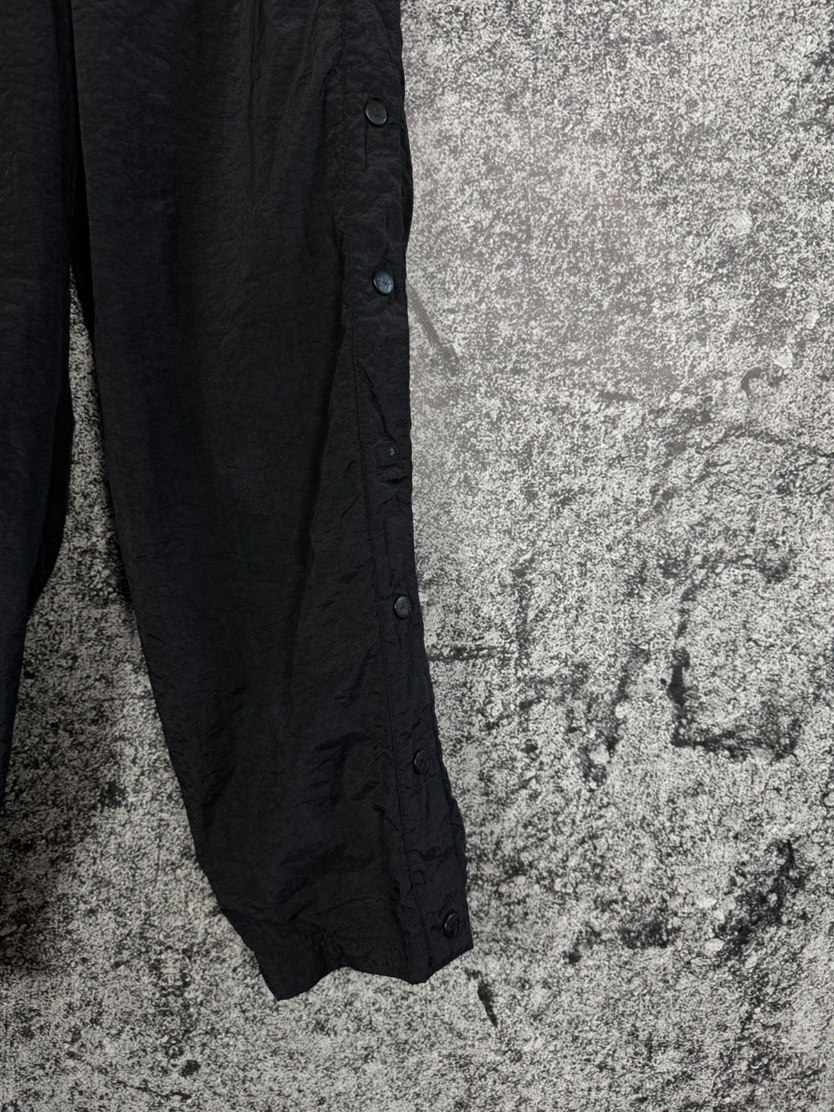 Nike Vintage 90s Nike Tearaway Nylon Track Pants Snap Button Sz S Size US 32 / EU 48 - 5 Thumbnail