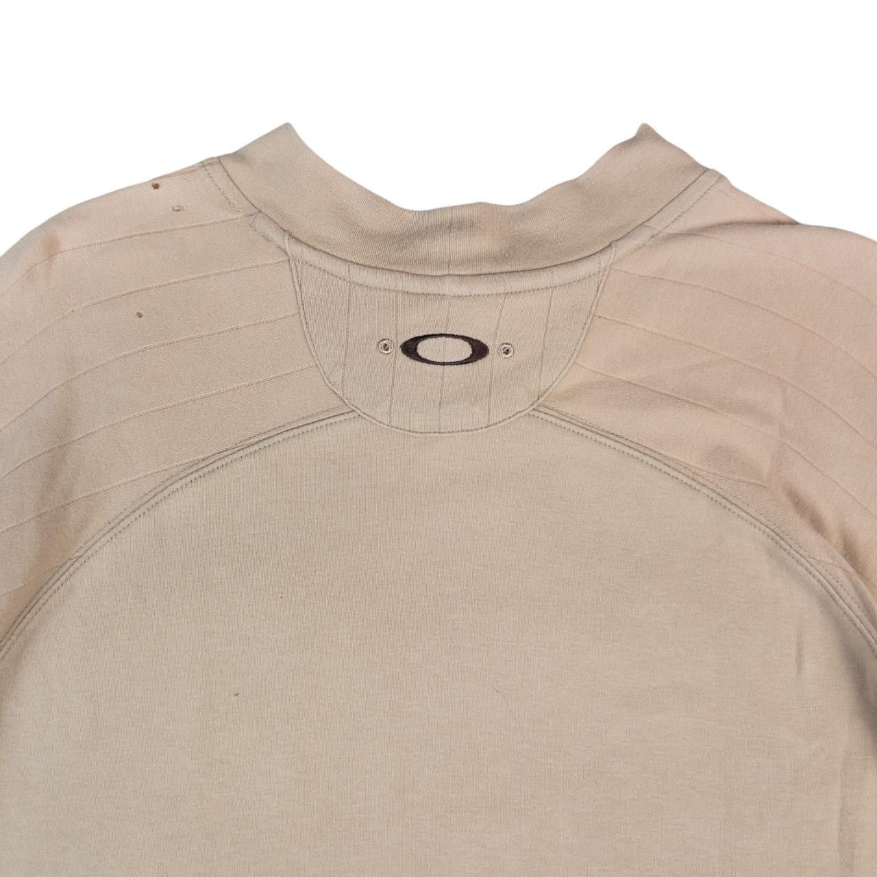 Oakley Vintage Oakley Ribbed T Shirt Size XL Size US XL / EU 56 / 4 - 3 Thumbnail