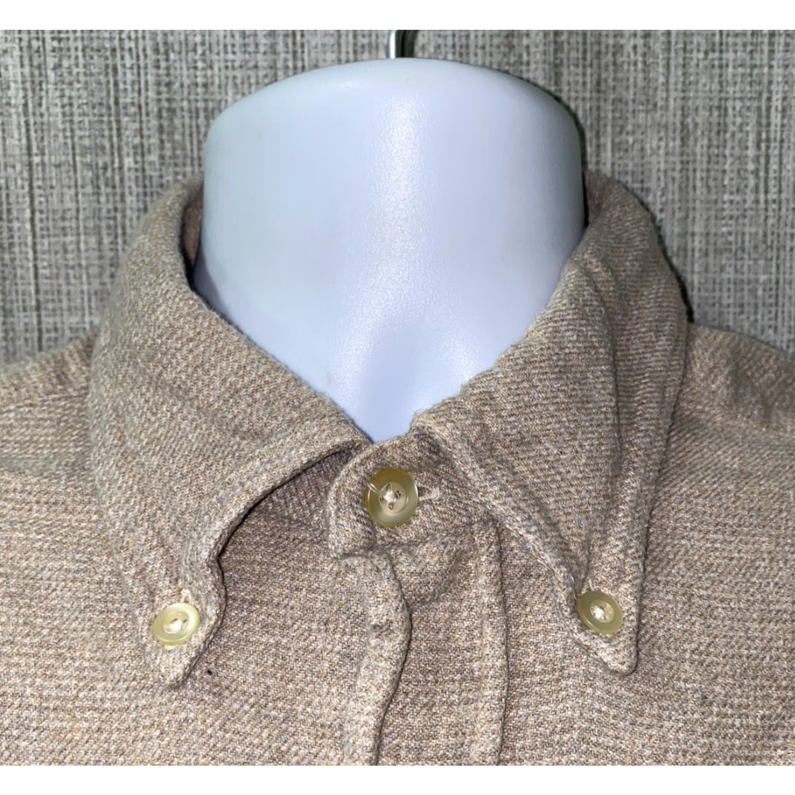 Hugo Boss HUGO BOSS Shirt Mens Beige Long Sleeve Button Front Size L Size US L / EU 52-54 / 3 - 3 Thumbnail