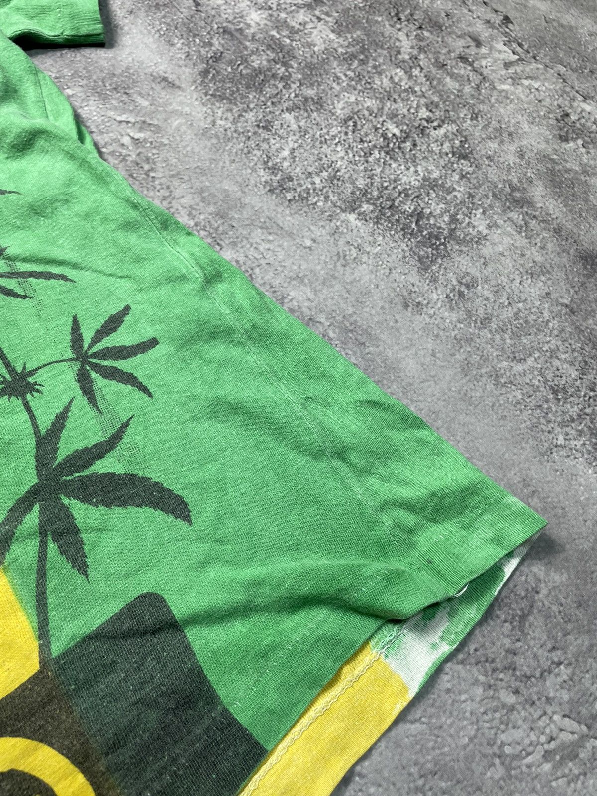 Band Tees ARCHIVE Vtg 90s Bob Marley AOP Tie Dye Tee Size US L / EU 52-54 / 3 - 4 Thumbnail