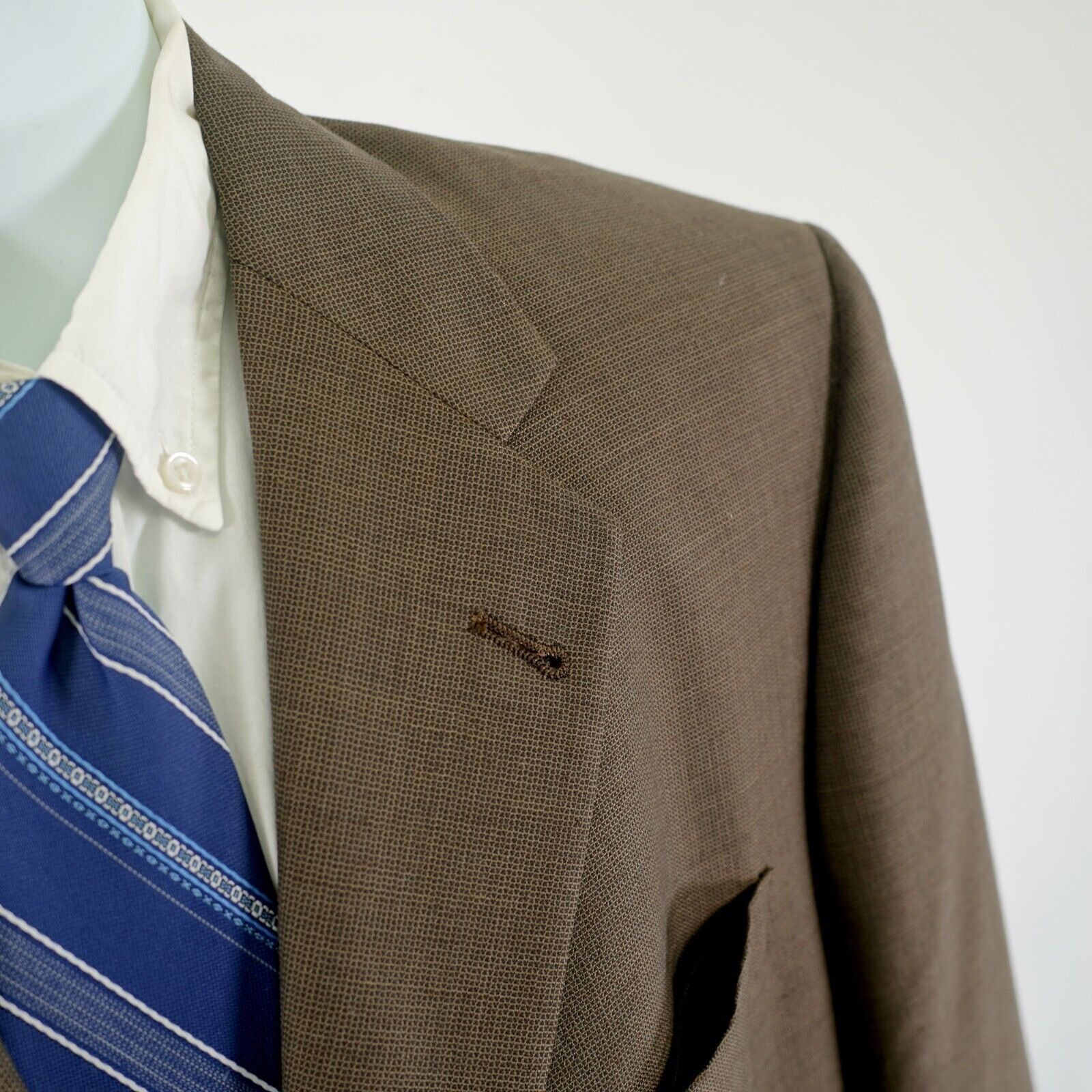 Hart Schaffner Marx DAMAGED Hart Schaffner Marx Wool Brown Check 46L 3 Button Bl Size 46L - 2 Thumbnail