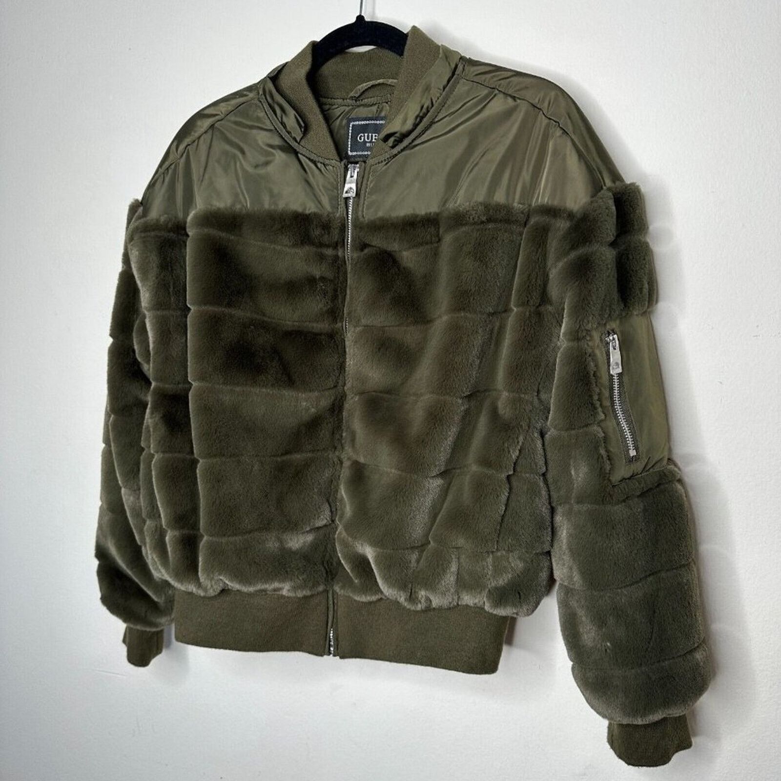 Guess NWOT Guess Felicia Olive Faux Fur Bomber Jacket Pockets XS Size XS / US 0-2 / IT 36-38 - 5 Thumbnail