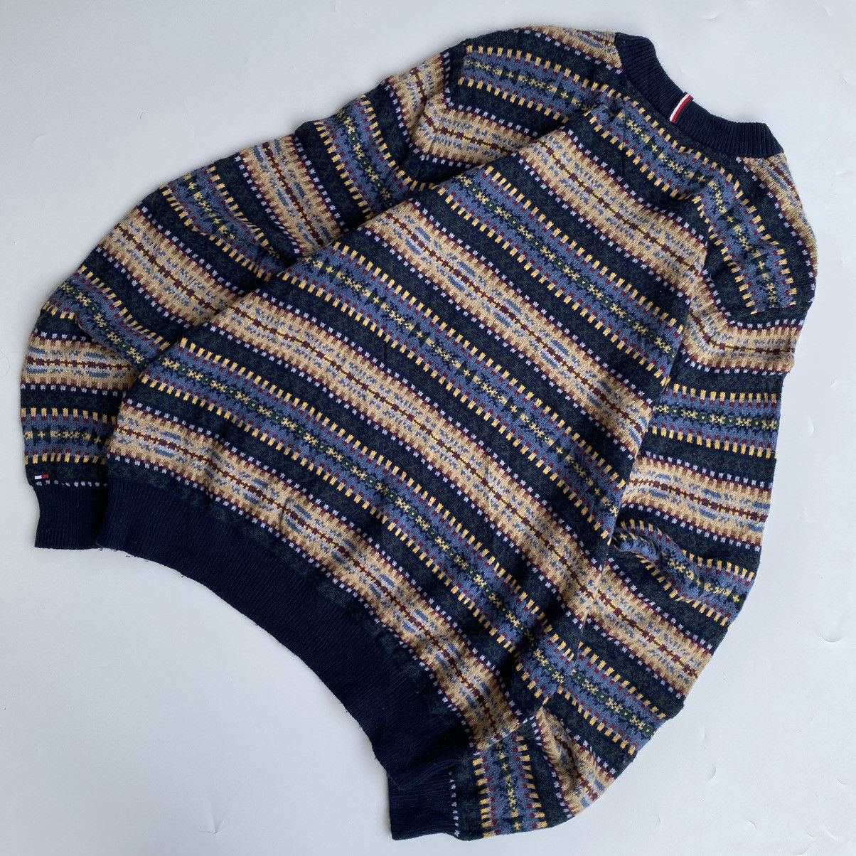 Coogi × Tommy Hilfiger × Vintage ❌SOLD OUT❌ Knitwear vintage pattern by Tommy Hilfiger Size US XL / EU 56 / 4 - 4 Thumbnail