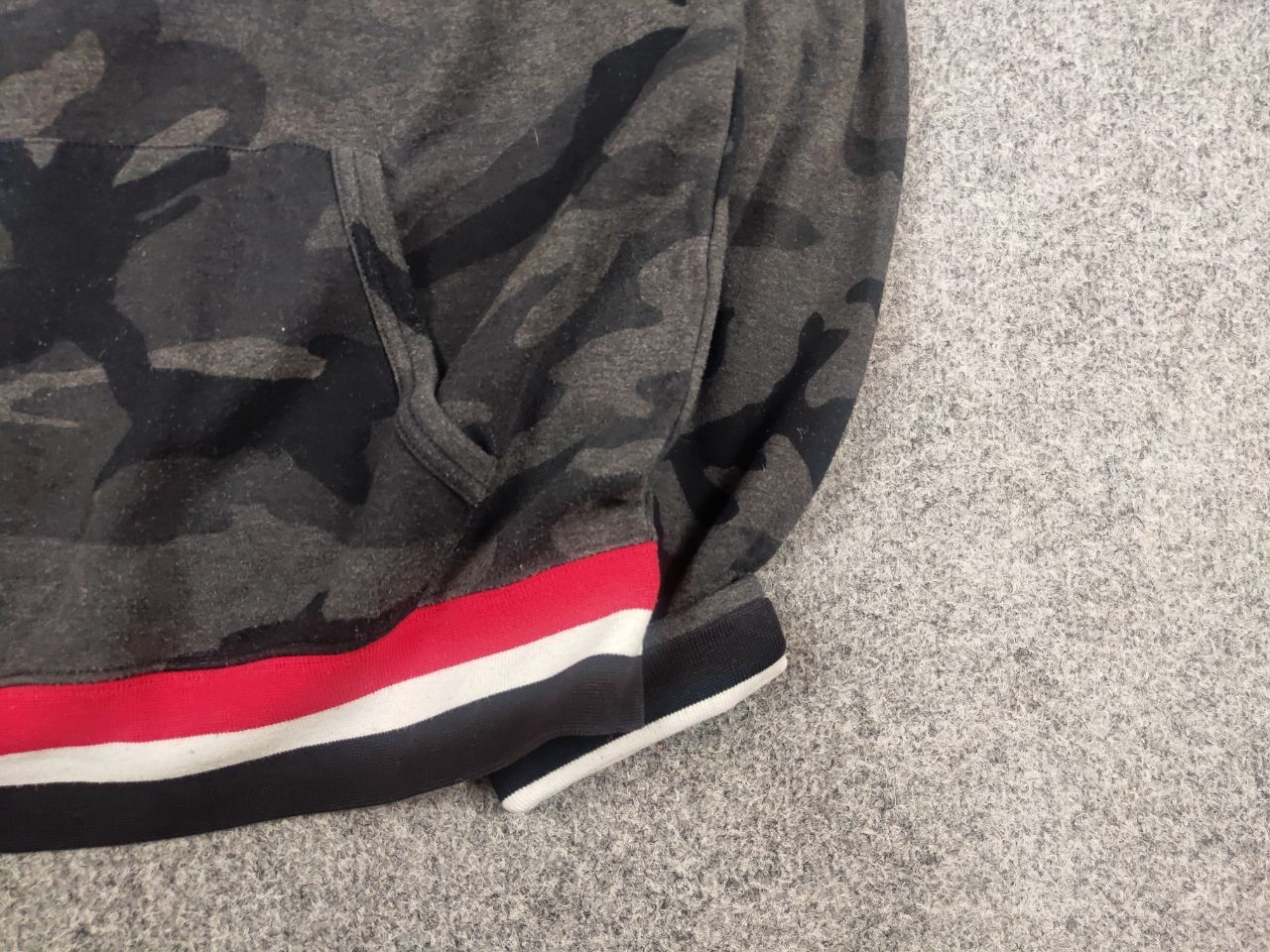 Polo Ralph Lauren Polo Ralph Lauren camo Gray Letterman hoodie Vintage Style Size US S / EU 44-46 / 1 - 7 Thumbnail