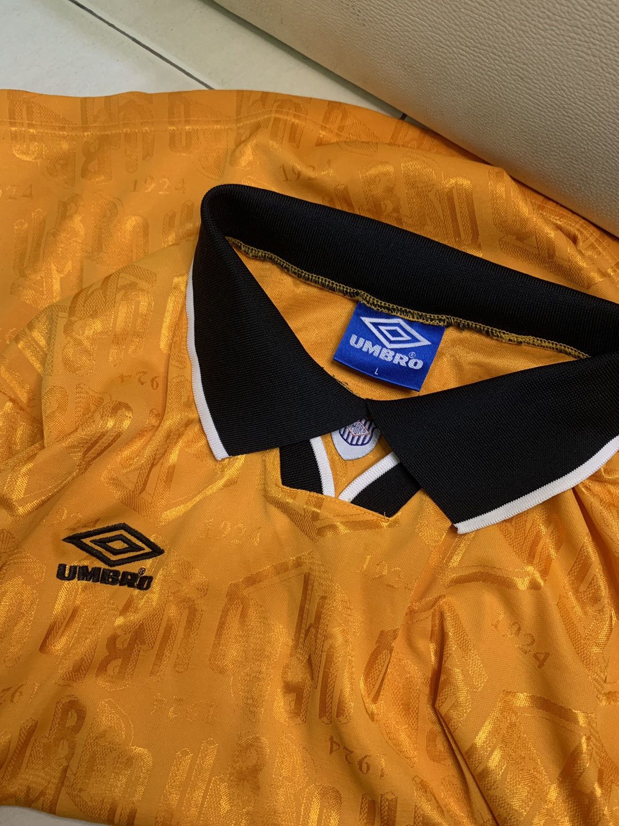 Umbro × Vintage Vintage Umbro Orange Jersey with Retro Design (1924 pattern) Size US L / EU 52-54 / 3 - 10 Thumbnail