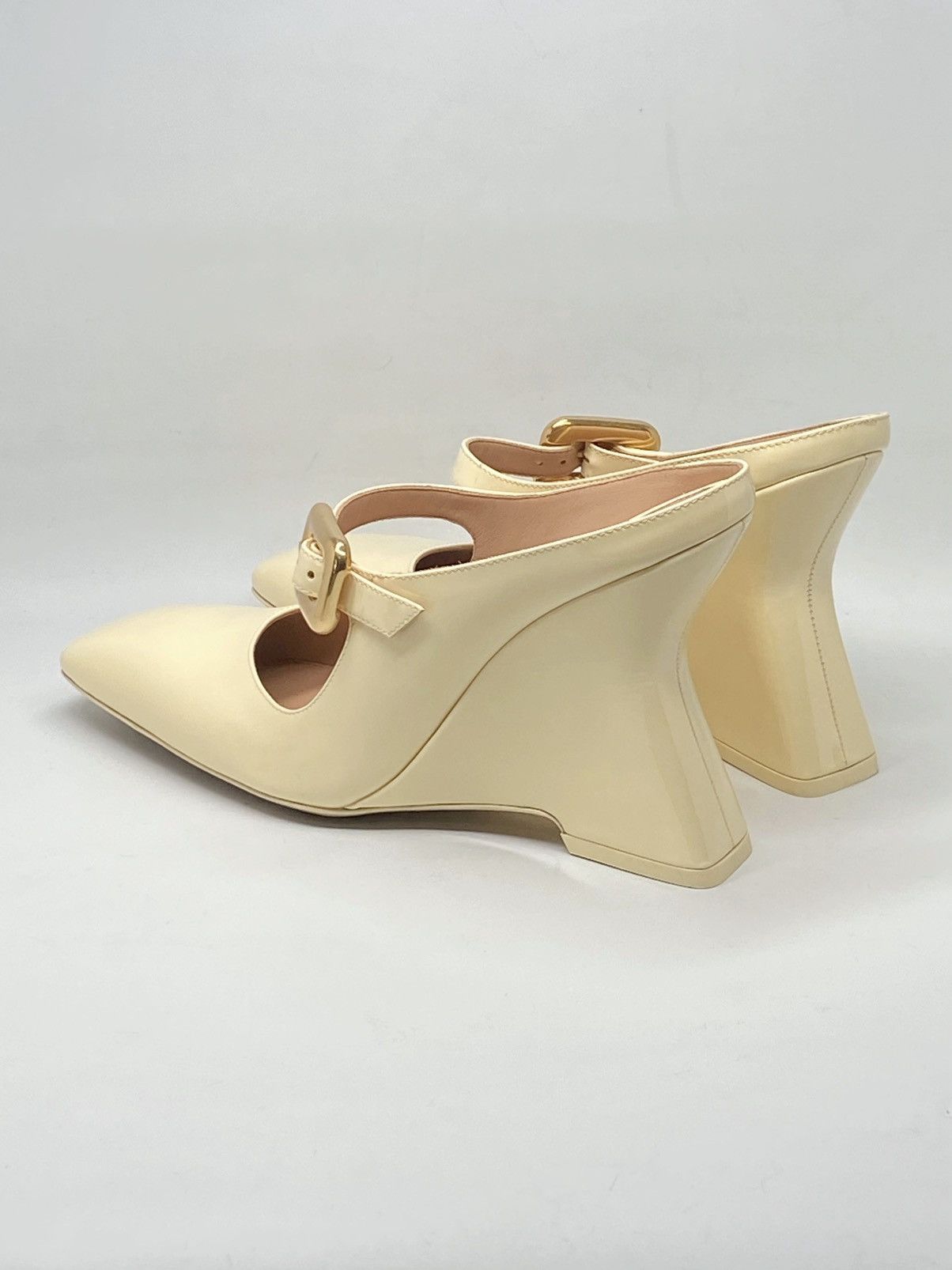 Bottega Veneta Bottega Veneta Comet Mary Jane Wedge Pumps size 37.5 Size US 7.5 / IT 37.5 - 9 Thumbnail