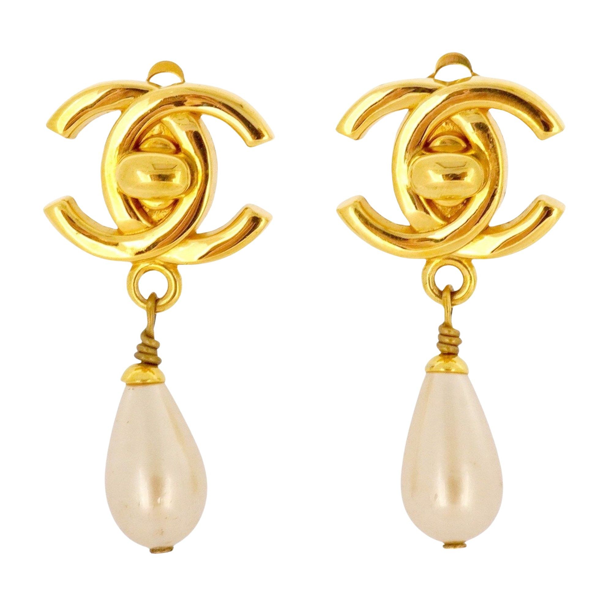 Chanel Chanel Coco Mark earring Size ONE SIZE - 1 Thumbnail