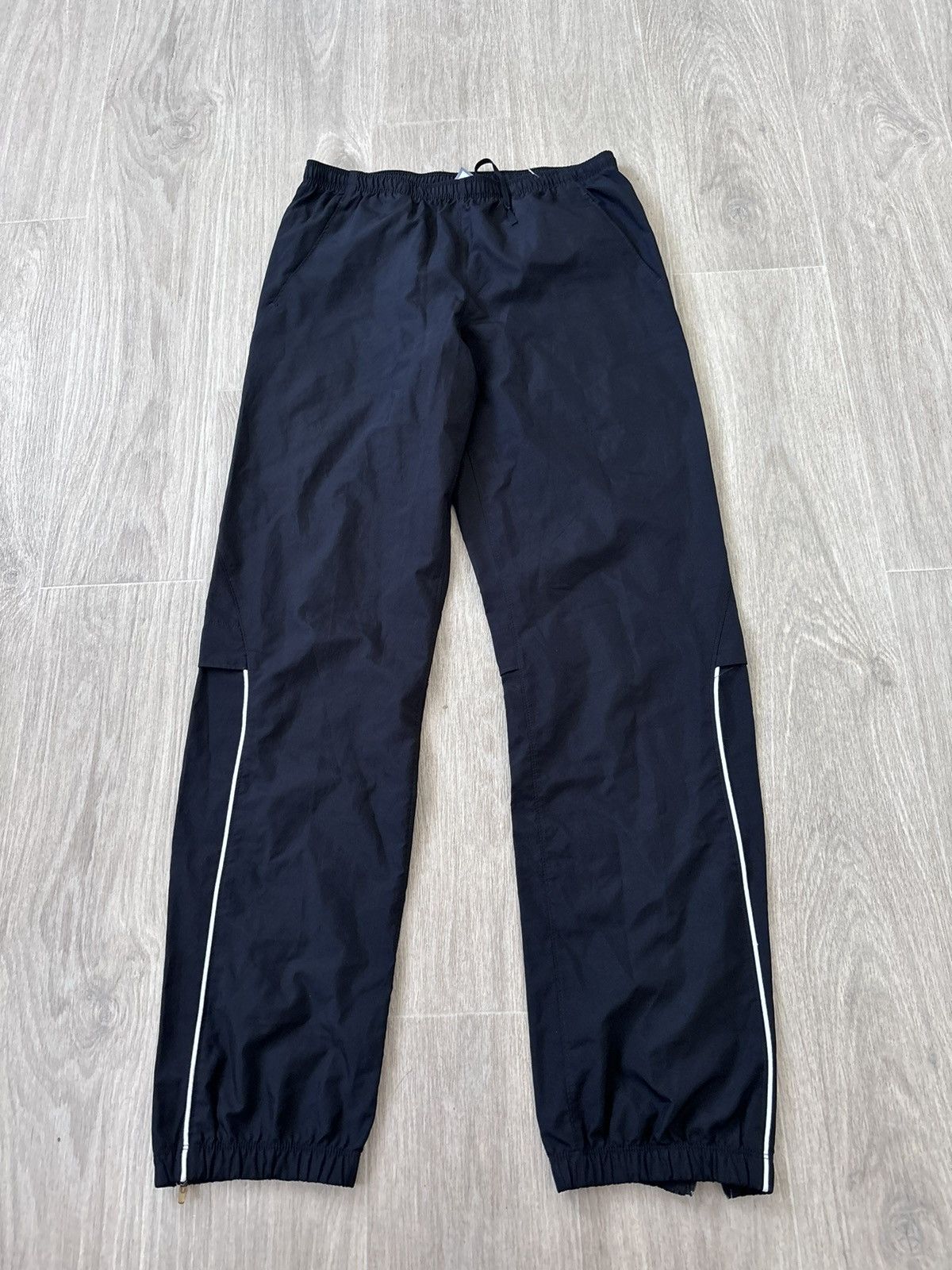 Nike × Vintage Nike vintage Neylon pants 90s rare Size US 30 / EU 46 - 1 Thumbnail