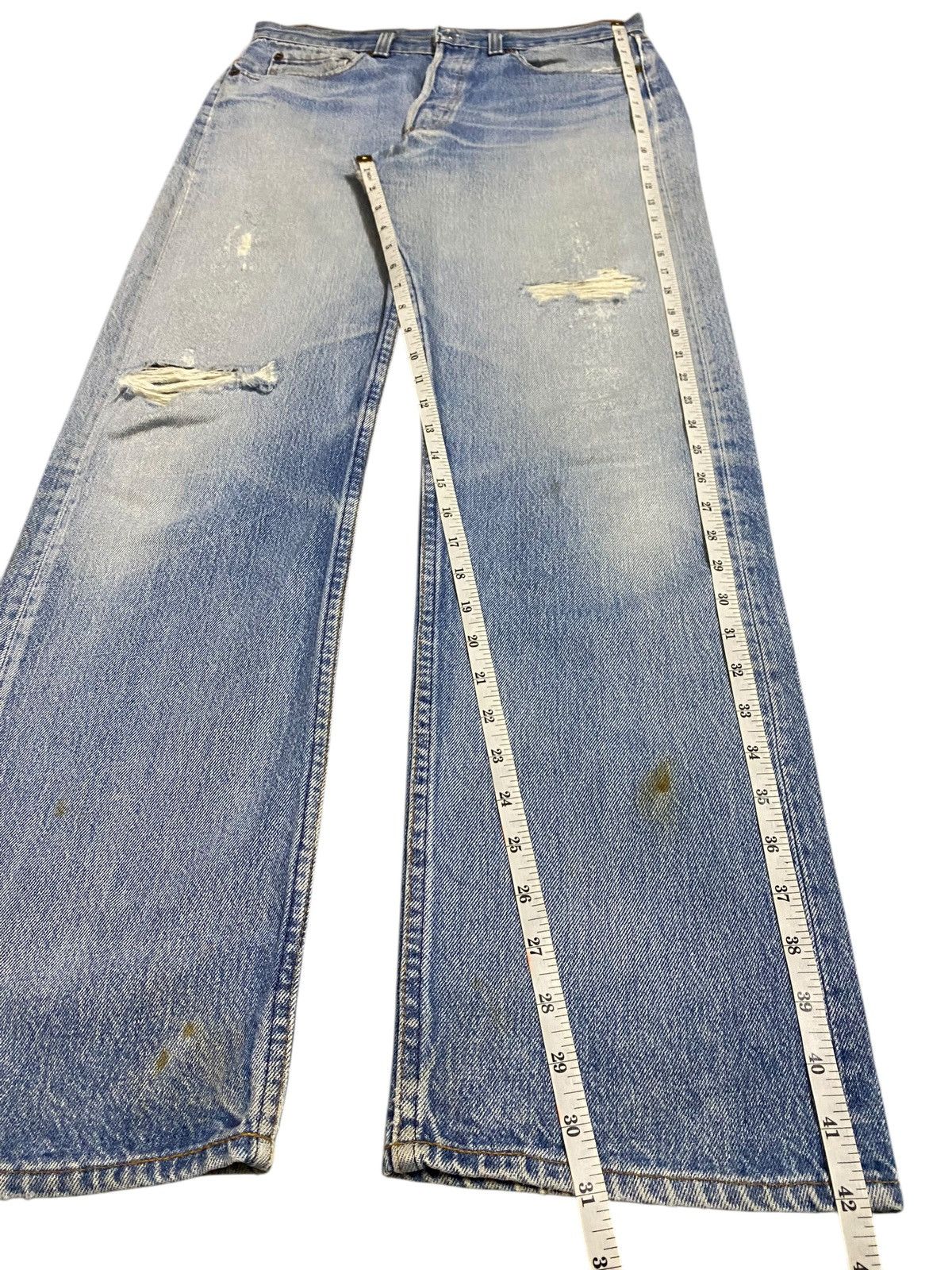 Levi's Vintage Clothing Vintage Levis 501 80’s Button 501 Distressed Loose Jeans Size US 32 / EU 48 - 15 Thumbnail