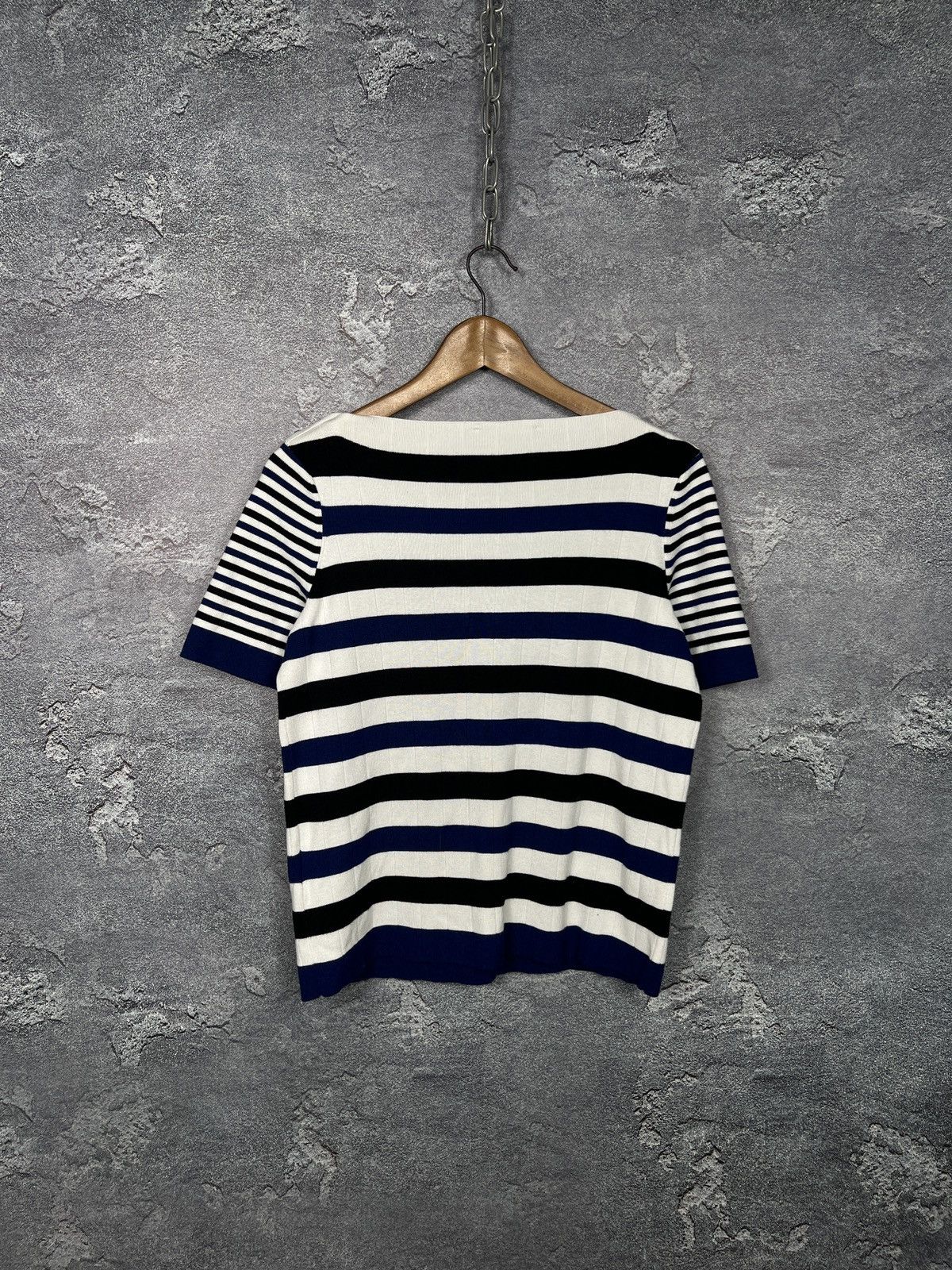 Chanel Vintage Chanel Short Sleeve Knit Sweater Knit Top Size M Size M / US 6-8 / IT 42-44 - 10 Thumbnail