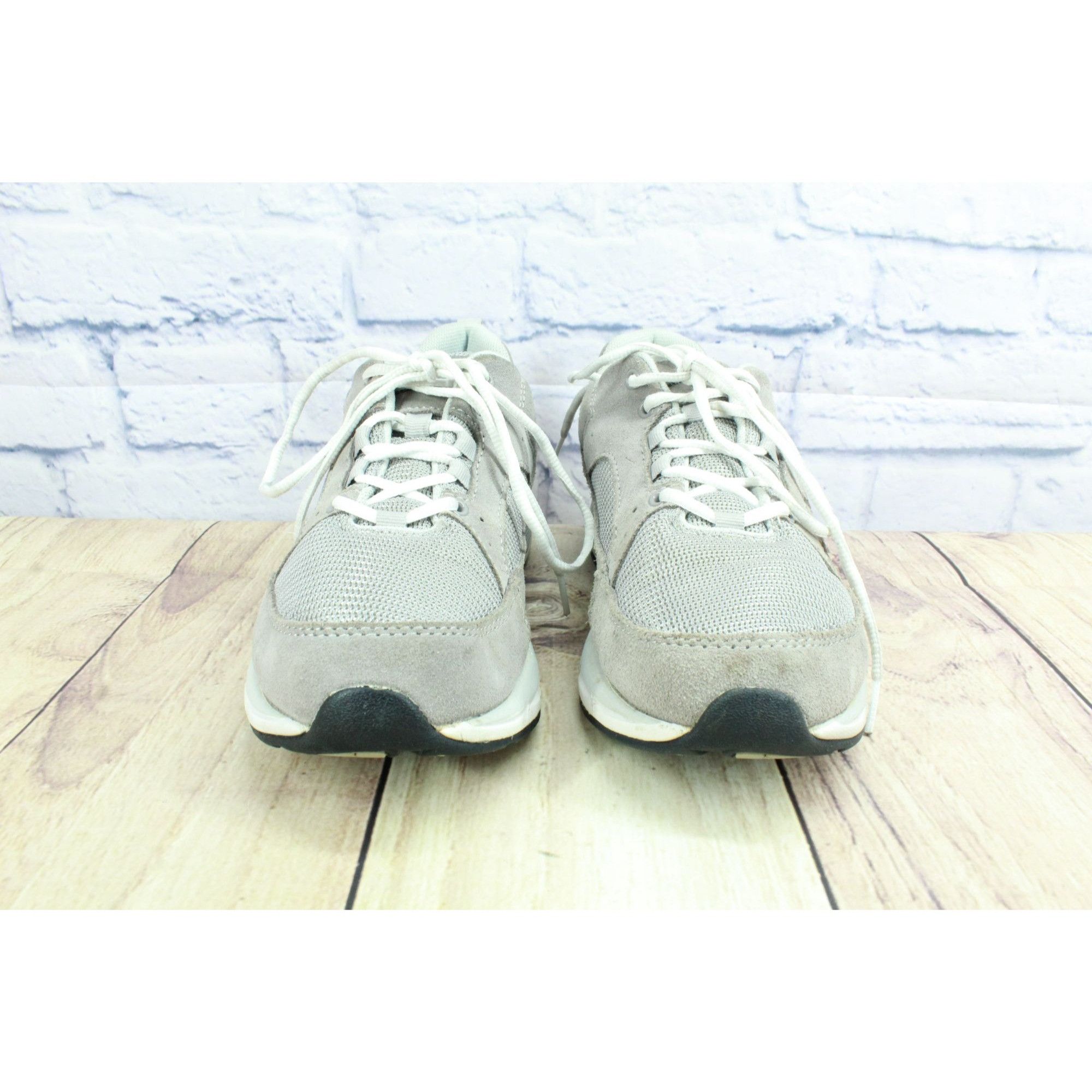 L.L. Bean LL Bean Men's Padded Collar Walking Sneaker Shoes 7 M Size US 7 / EU 40 - 4 Thumbnail