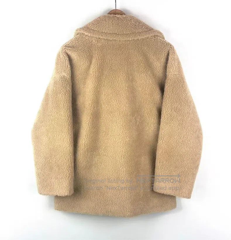 Max Mara Max Mara Camel Teddy Outfit Size XS / US 0-2 / IT 36-38 - 2 Thumbnail