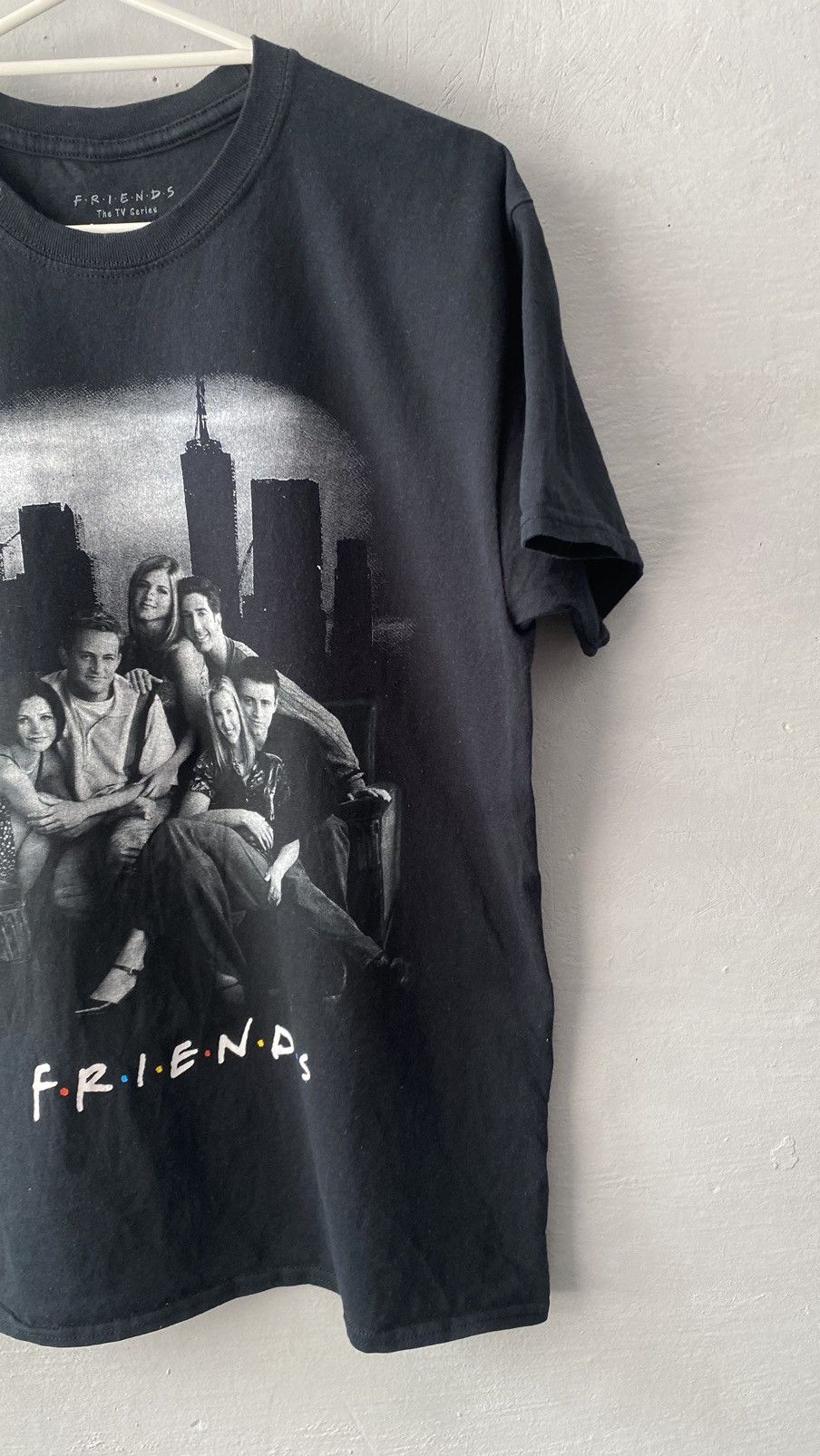 Other Vintage Friends tv series t-shirt Size US M / EU 48-50 / 2 - 2 Thumbnail