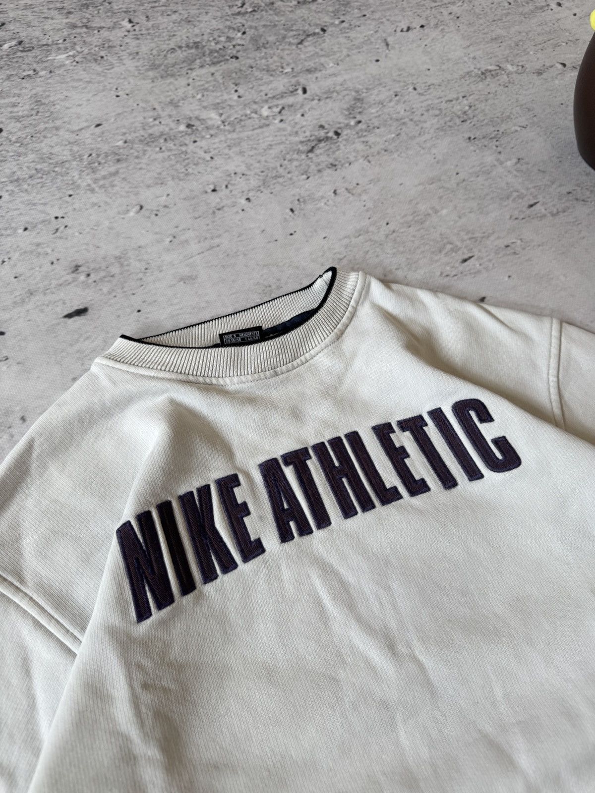 Nike × Vintage NIKE VINTAGE CENTER LOGO OVERSIZE BAGGY FIT SWEATSHIRT Size US S / EU 44-46 / 1 - 3 Thumbnail