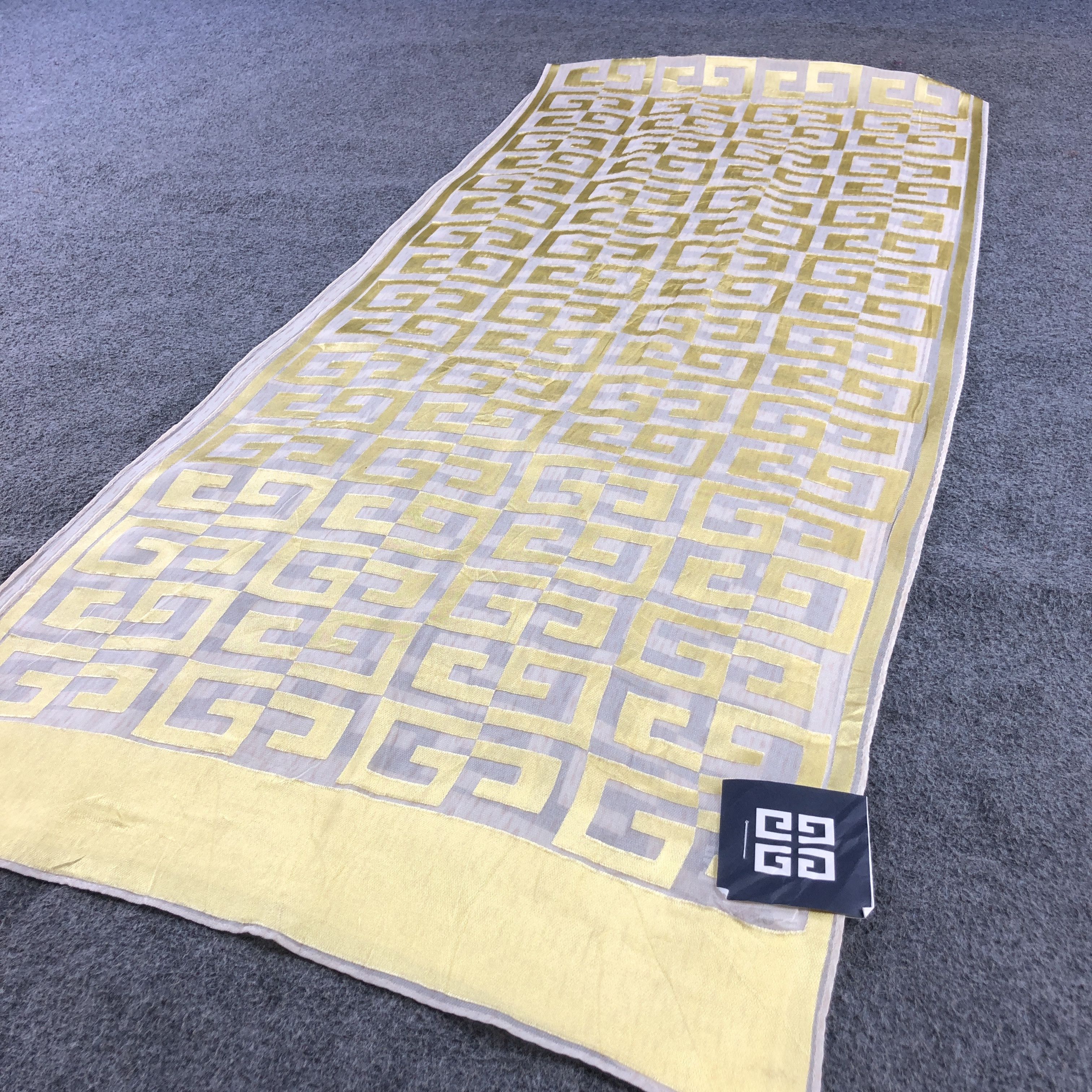 Givenchy Givenchy Monogram Silk Stole Silk Scarf M1390 Size ONE SIZE - 3 Thumbnail